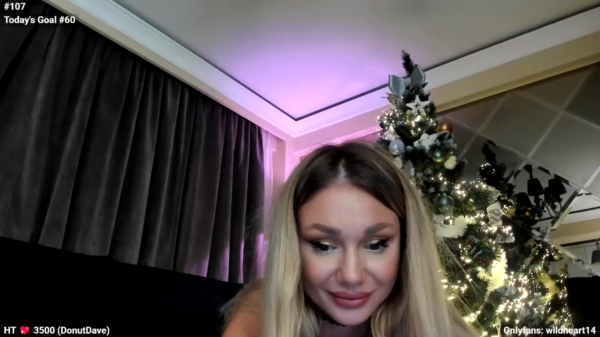 Gallery image thumbnail from Yveline's myfreecams stream on, 11/23/2025, 01:03 image 8 of 20
