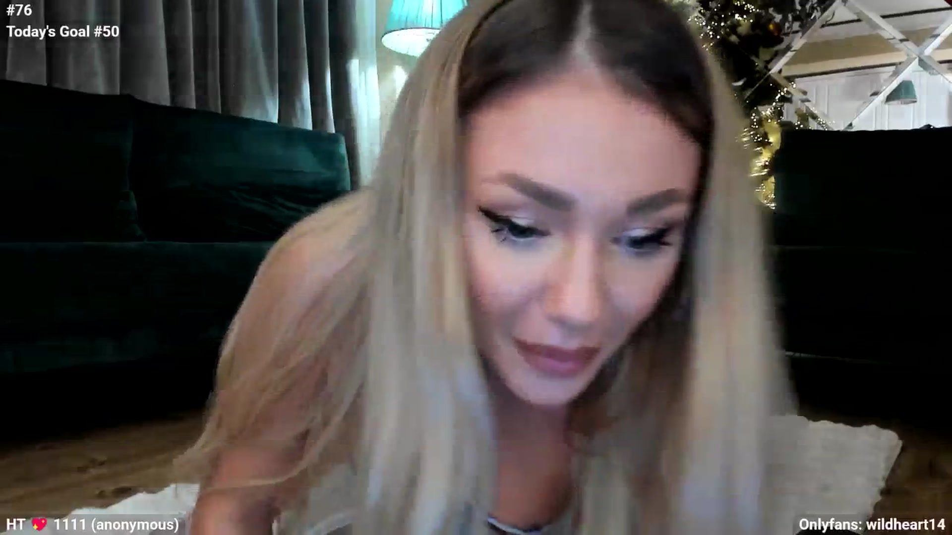 Gallery image thumbnail from Yveline's myfreecams stream on, 11/27/2025, 02:17 image 17 of 20