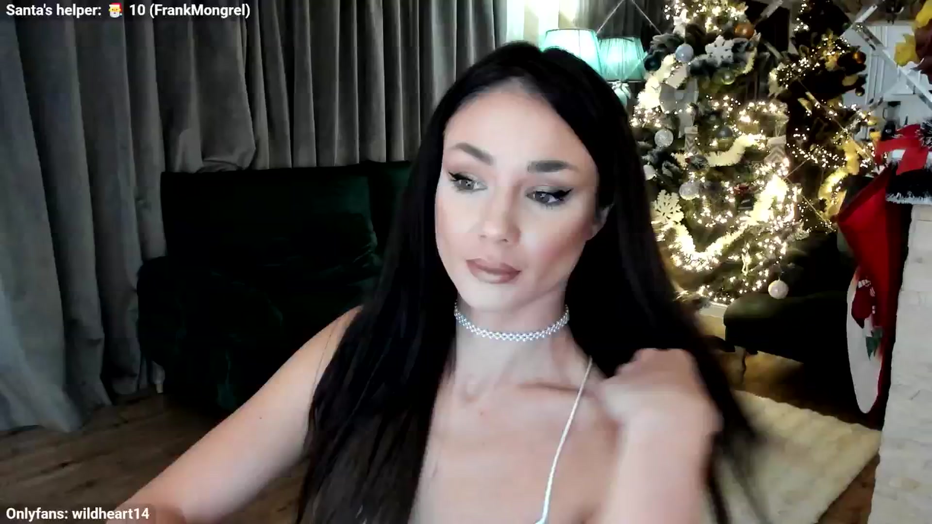 Gallery image thumbnail from Yveline's myfreecams stream on, 12/05/2025, 16:11 image 5 of 20