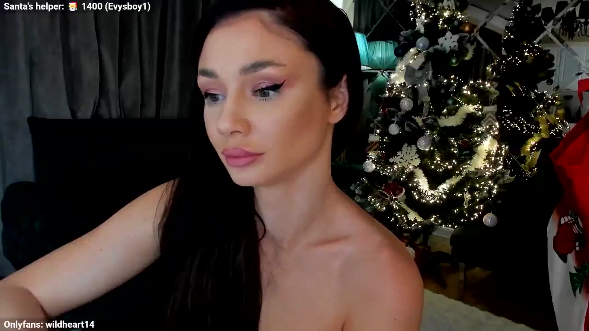 Gallery image thumbnail from Yveline's myfreecams stream on, 12/07/2025, 24:57 image 13 of 20