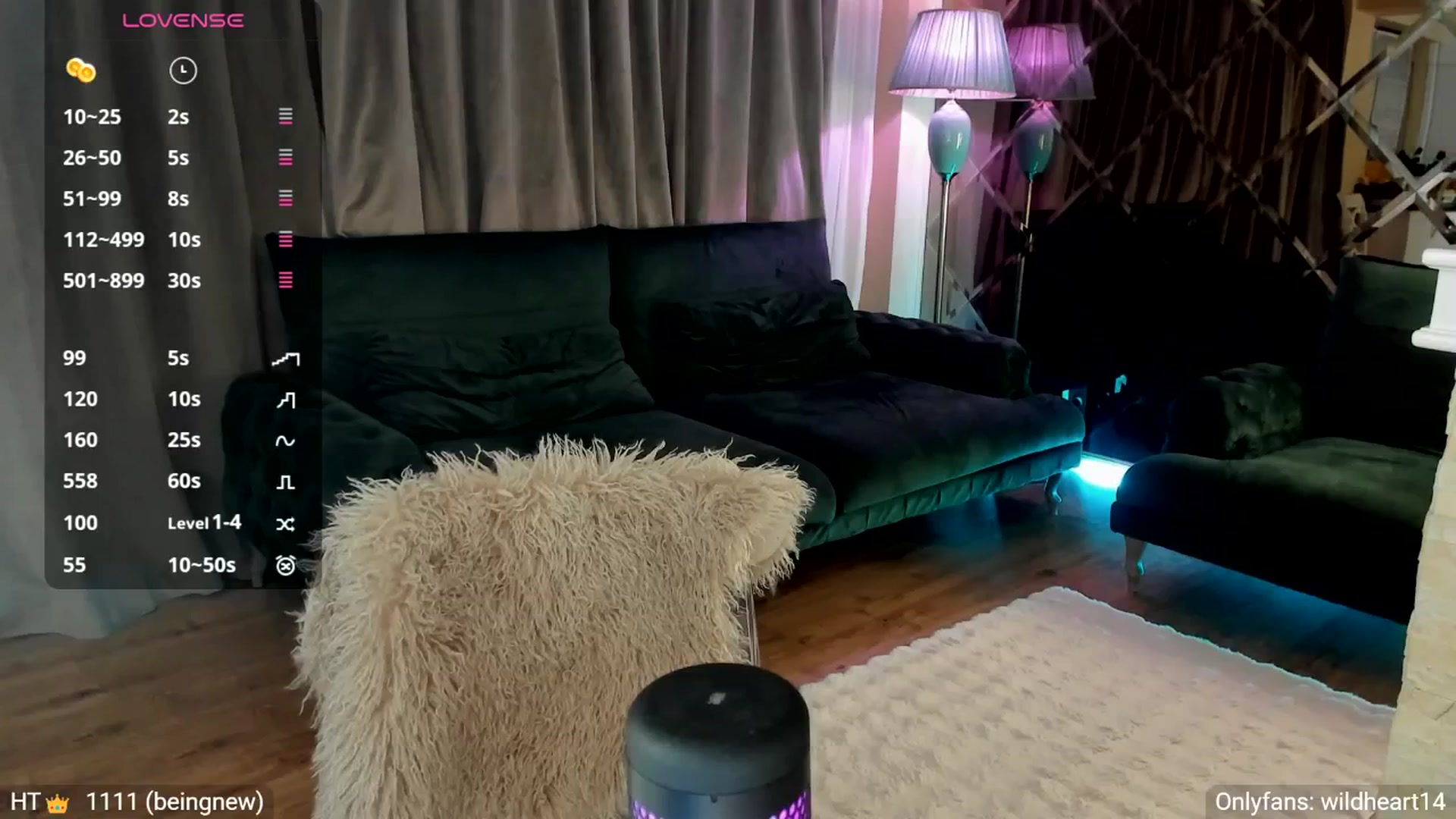 Gallery image thumbnail from Yveline's myfreecams stream on, 01/10/2026, 24:13 image 7 of 20