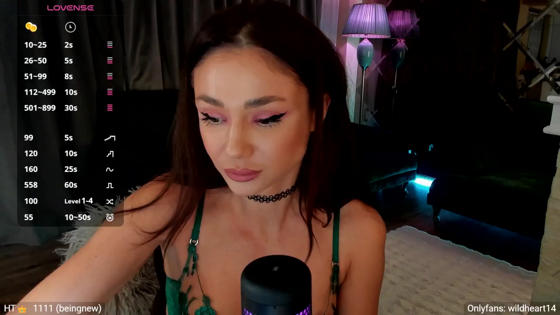 Gallery image thumbnail from Yveline's myfreecams stream on, 01/10/2026, 24:13 image 3 of 20