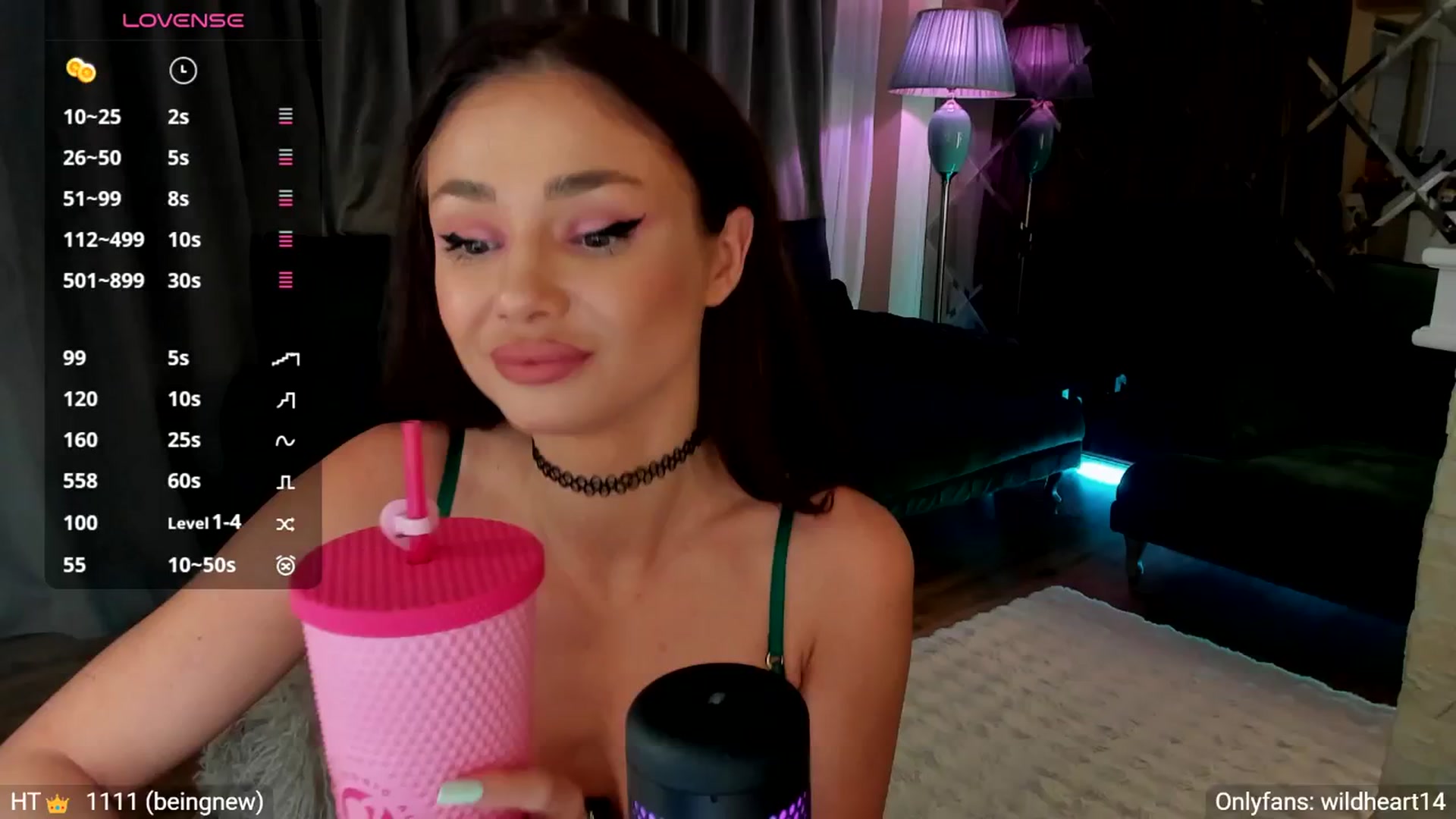 Gallery image thumbnail from Yveline's myfreecams stream on, 01/10/2026, 24:13 image 8 of 20