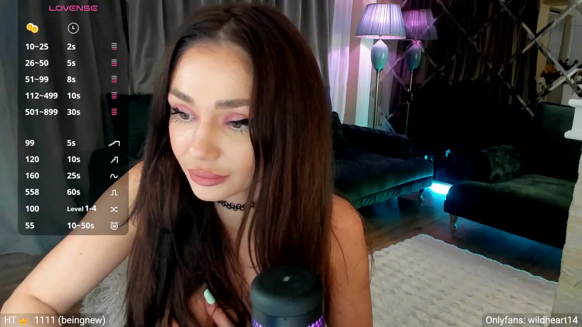 Gallery image thumbnail from Yveline's myfreecams stream on, 01/10/2026, 24:13 image 14 of 20