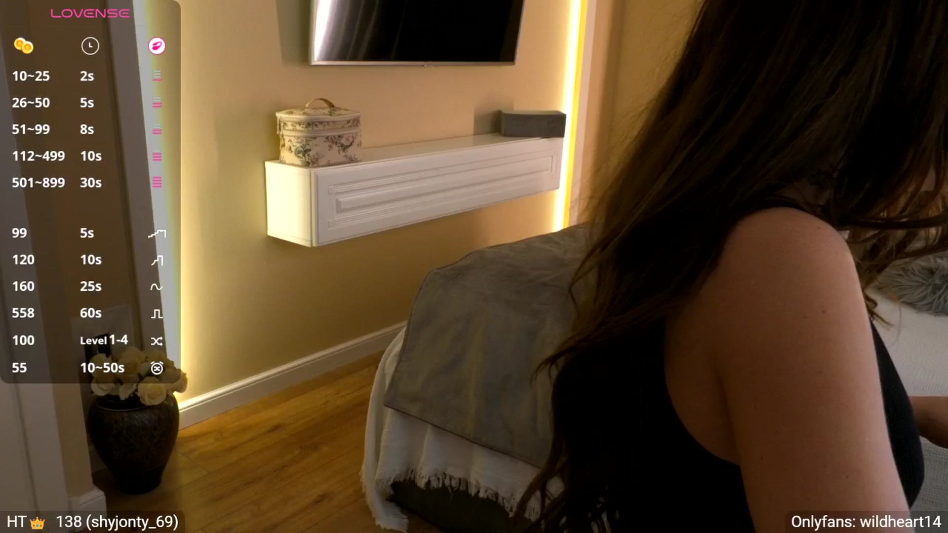 Gallery image thumbnail from Yveline's myfreecams stream on, 01/26/2026, 24:17 image 8 of 20