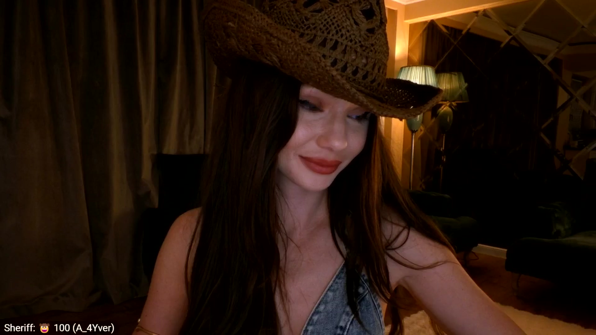 Gallery image thumbnail from Yveline's myfreecams stream on, 03/06/2026, 22:14 image 5 of 20