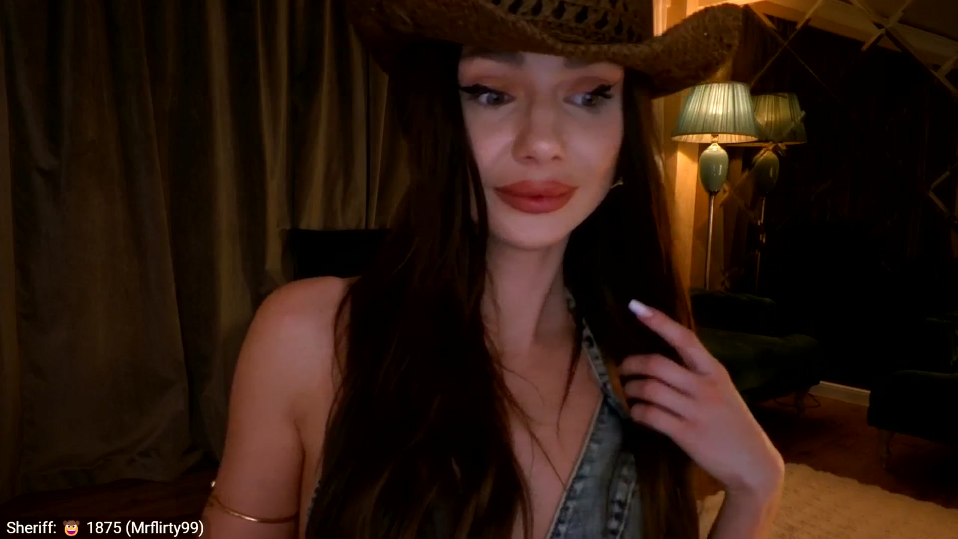 Gallery image thumbnail from Yveline's myfreecams stream on, 03/06/2026, 22:14 image 14 of 20