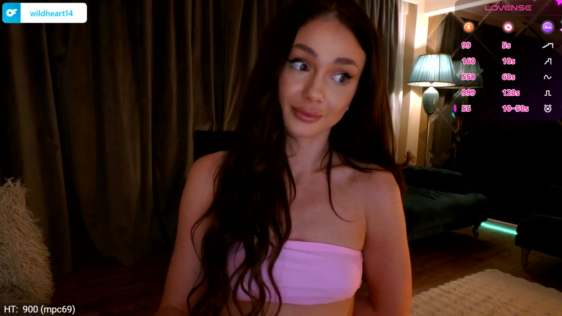 Gallery image thumbnail from Yveline's myfreecams stream on, 03/08/2026, 19:25 image 16 of 20