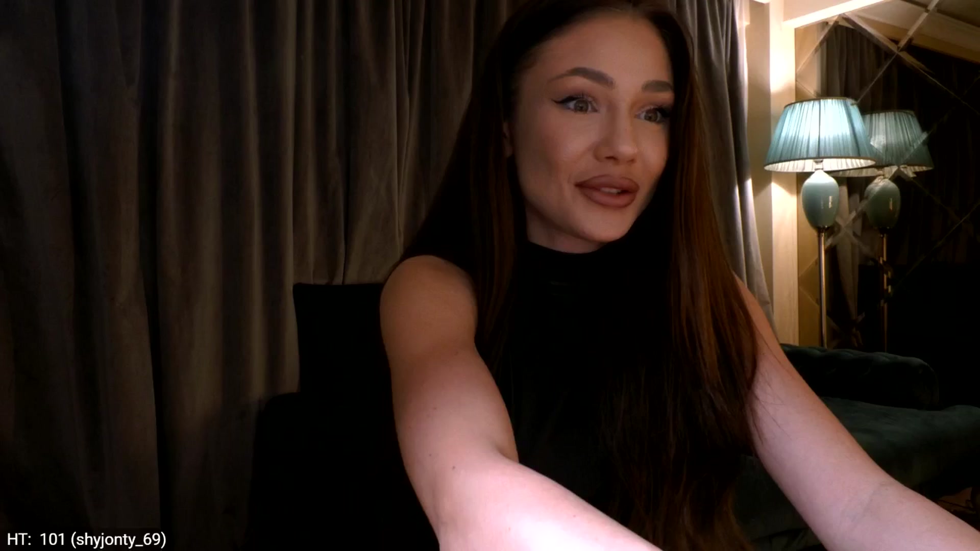 Gallery image thumbnail from Yveline's myfreecams stream on, 03/22/2026, 24:28 image 1 of 20