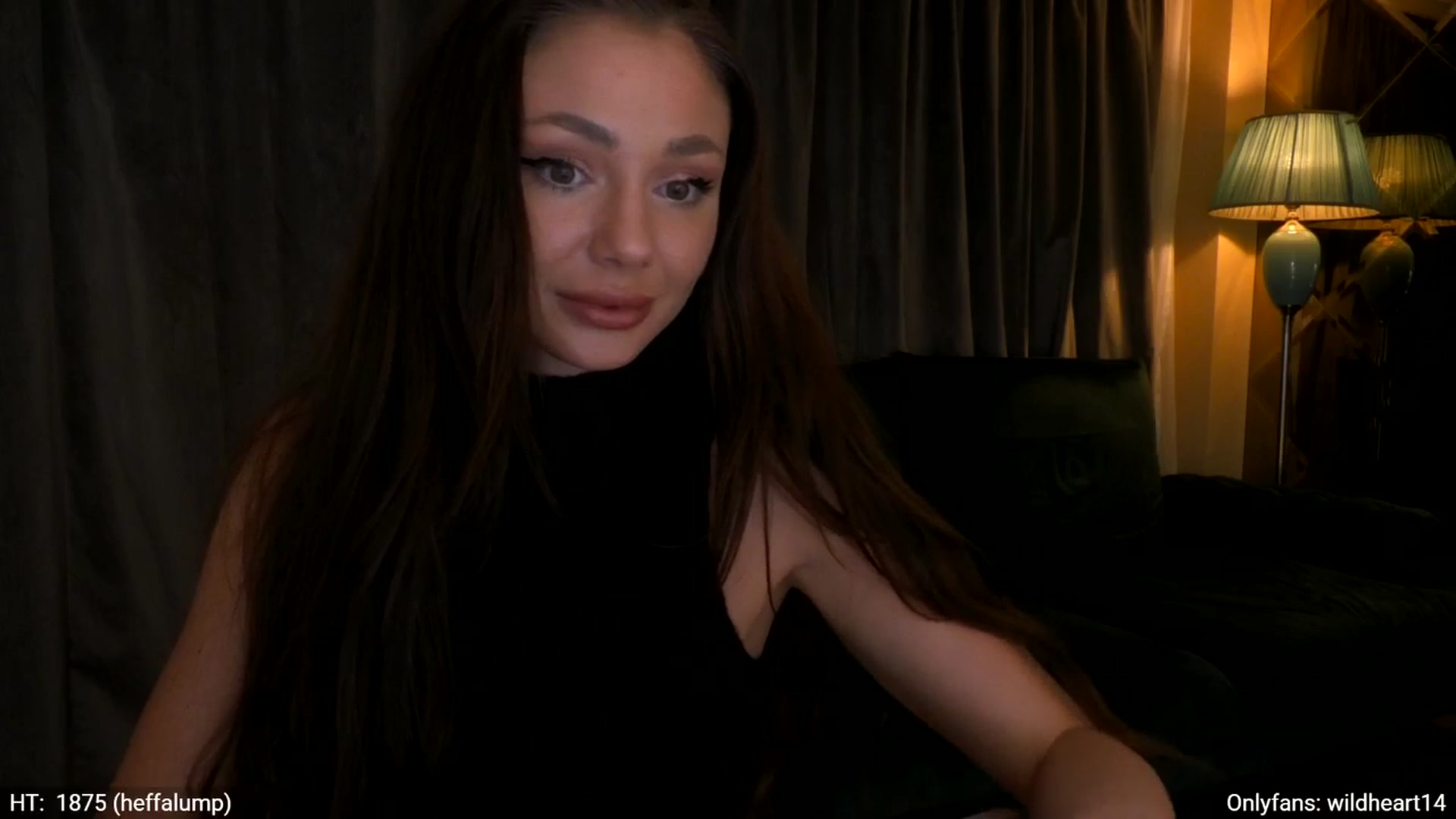 Gallery image thumbnail from Yveline's myfreecams stream on, 04/01/2026, 20:36 image 6 of 20