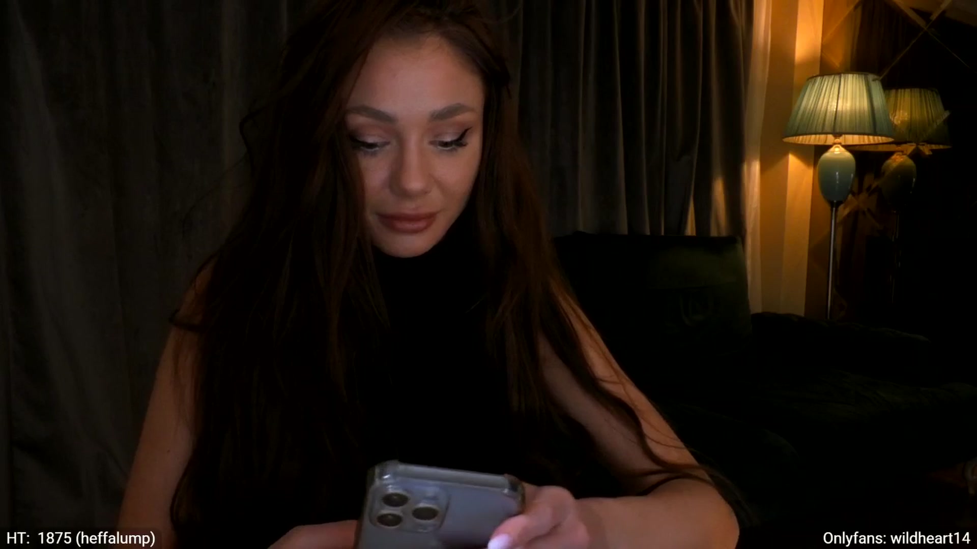 Gallery image thumbnail from Yveline's myfreecams stream on, 04/01/2026, 20:36 image 9 of 20