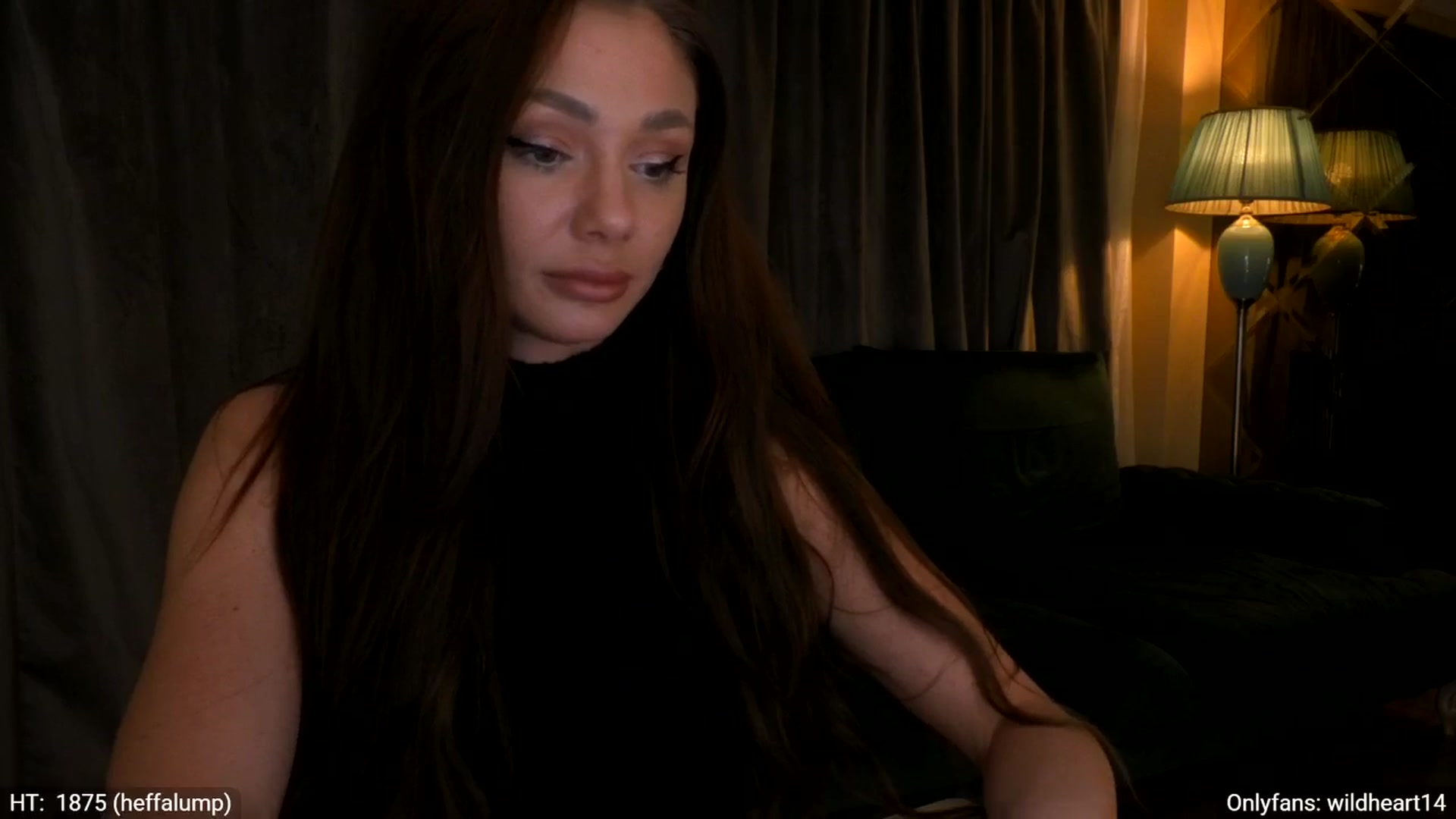 Gallery image thumbnail from Yveline's myfreecams stream on, 04/01/2026, 20:36 image 17 of 20