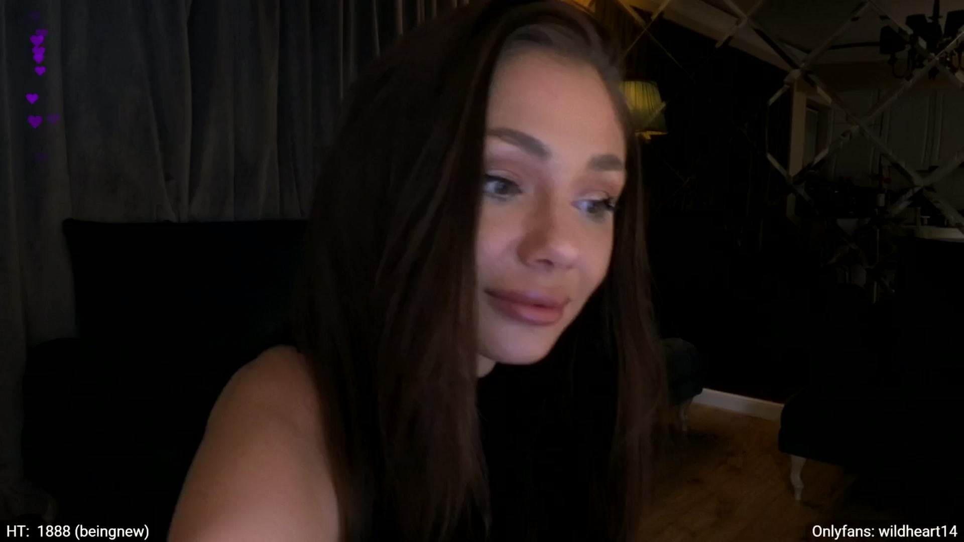 Gallery image thumbnail from Yveline's myfreecams stream on, 04/01/2026, 22:18 image 5 of 20