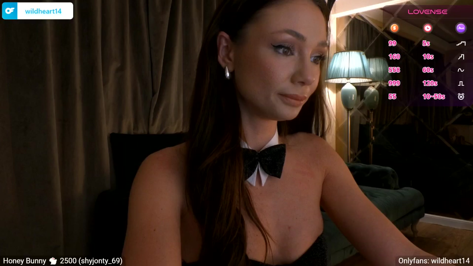 Gallery image thumbnail from Yveline's myfreecams stream on, 04/06/2026, 22:25 image 6 of 20