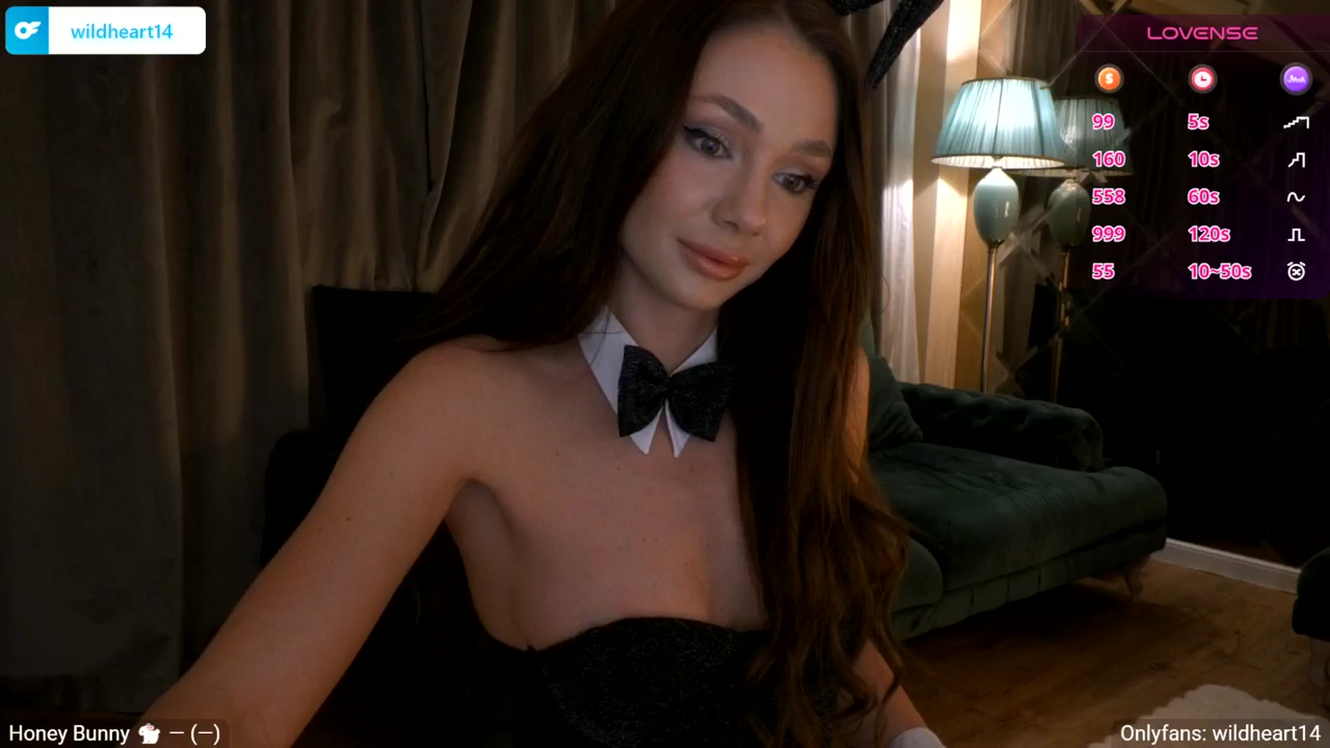 Gallery image thumbnail from Yveline's myfreecams stream on, 04/06/2026, 22:25 image 3 of 20