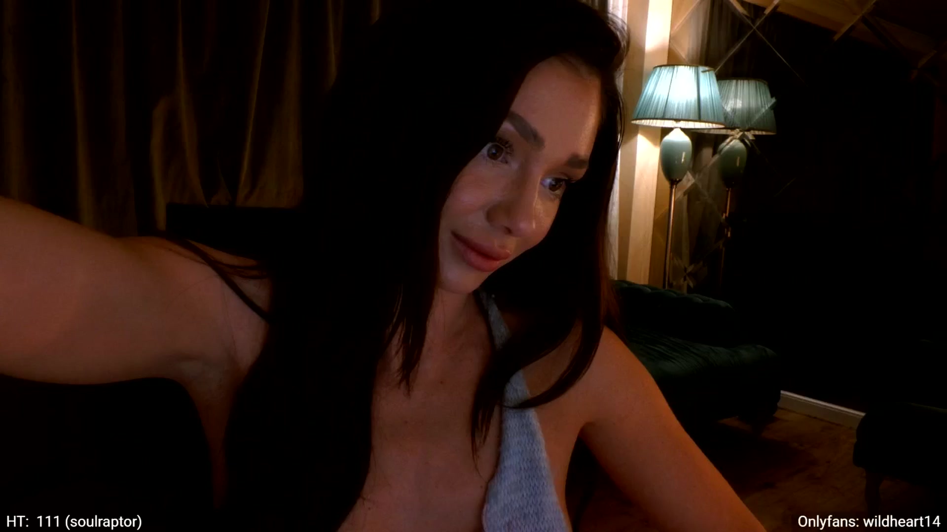 Gallery image thumbnail from Yveline's myfreecams stream on, 04/21/2026, 21:02 image 4 of 20