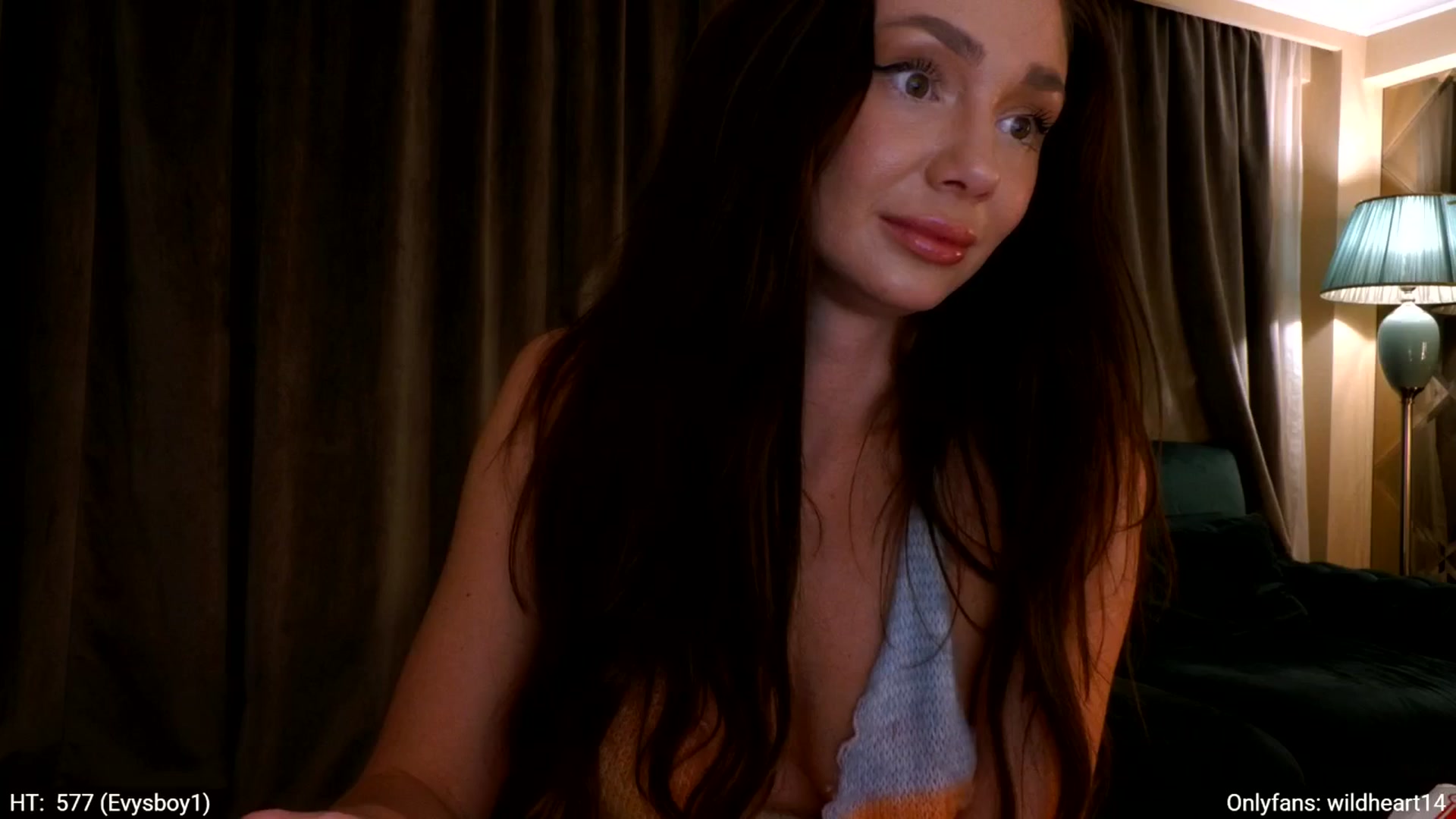 Gallery image thumbnail from Yveline's myfreecams stream on, 04/21/2026, 22:40 image 12 of 20