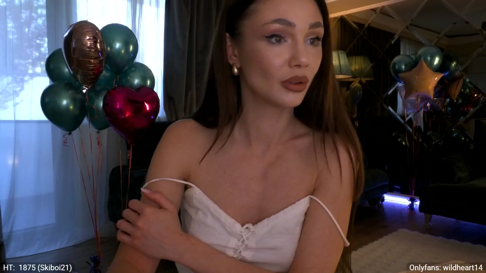 Gallery image thumbnail from Yveline's myfreecams stream on, 04/25/2026, 15:13 image 12 of 20
