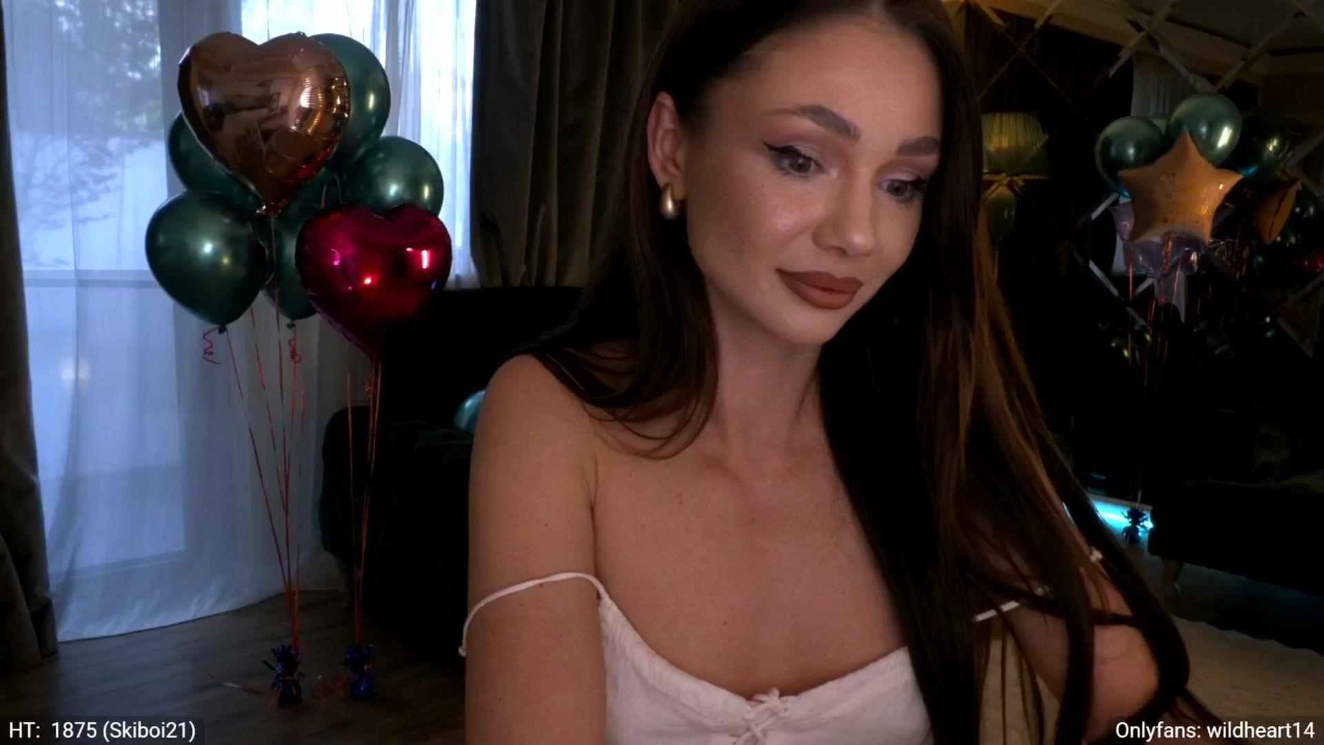 Gallery image thumbnail from Yveline's myfreecams stream on, 04/25/2026, 16:05 image 4 of 20