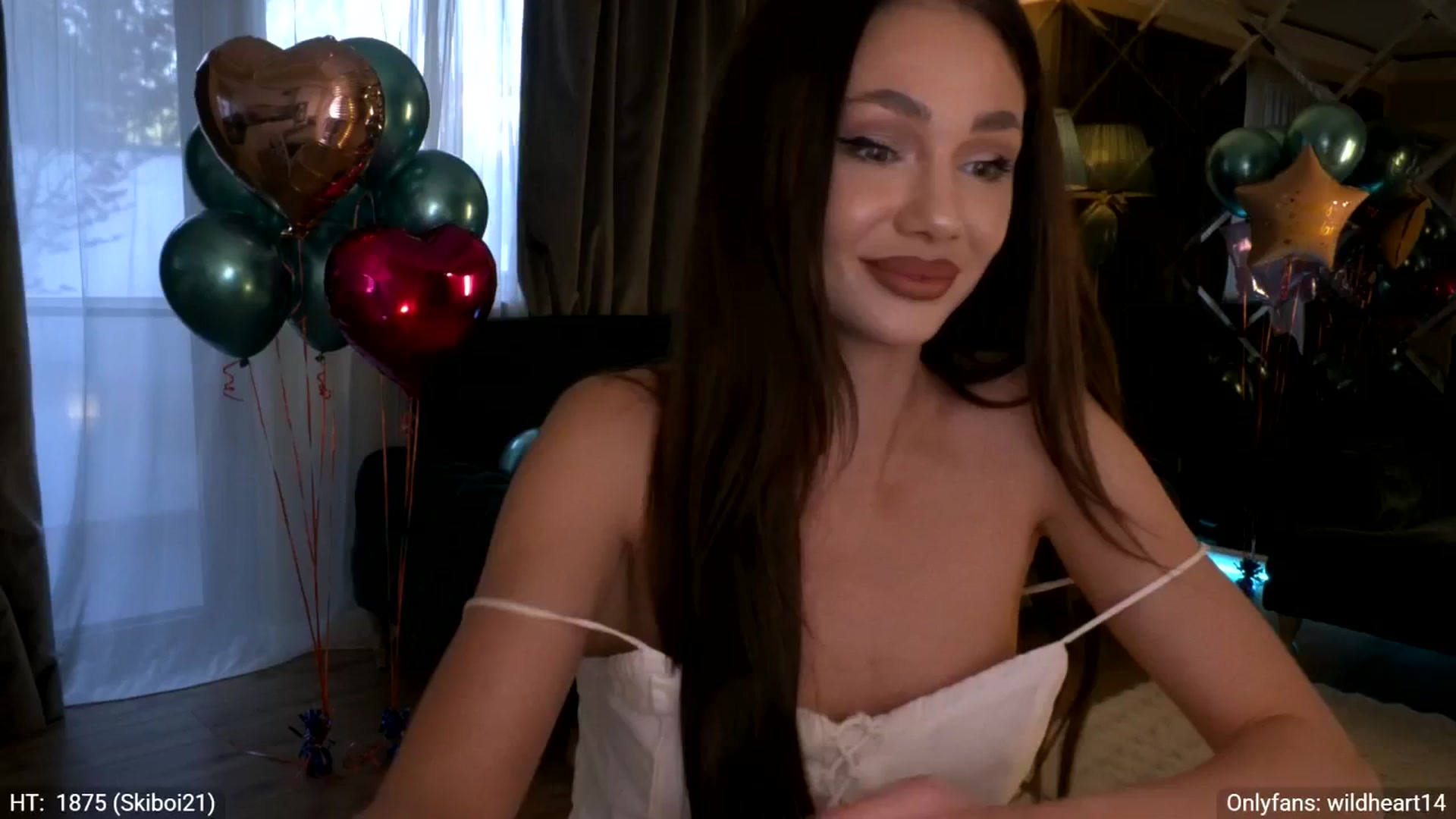 Gallery image thumbnail from Yveline's myfreecams stream on, 04/25/2026, 16:05 image 17 of 20