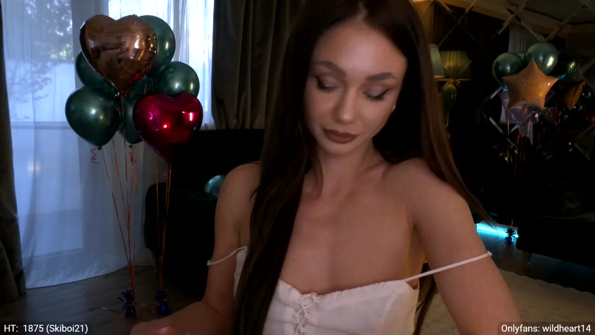 Gallery image thumbnail from Yveline's myfreecams stream on, 04/25/2026, 16:05 image 16 of 20