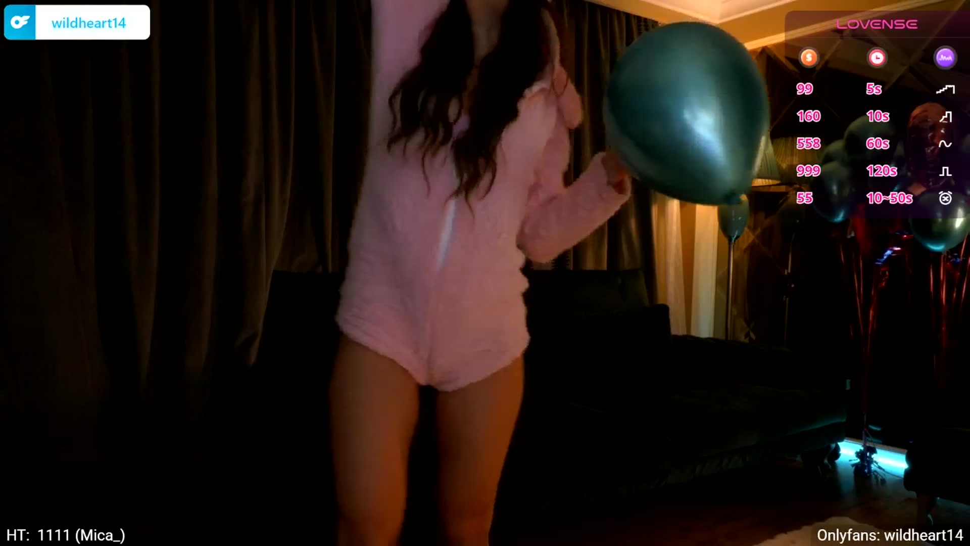 Gallery image thumbnail from Yveline's myfreecams stream on, 04/27/2026, 21:48 image 15 of 20
