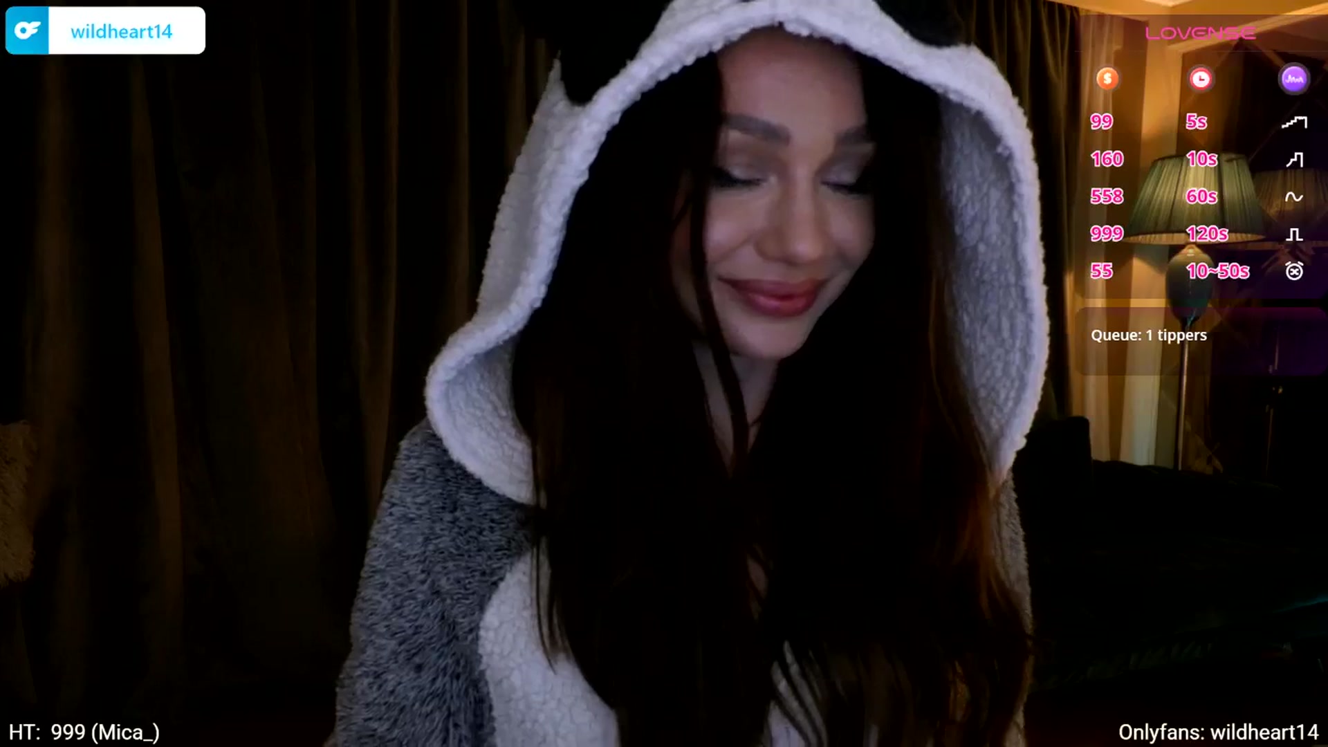 Gallery image thumbnail from Yveline's myfreecams stream on, 04/27/2026, 21:48 image 6 of 20
