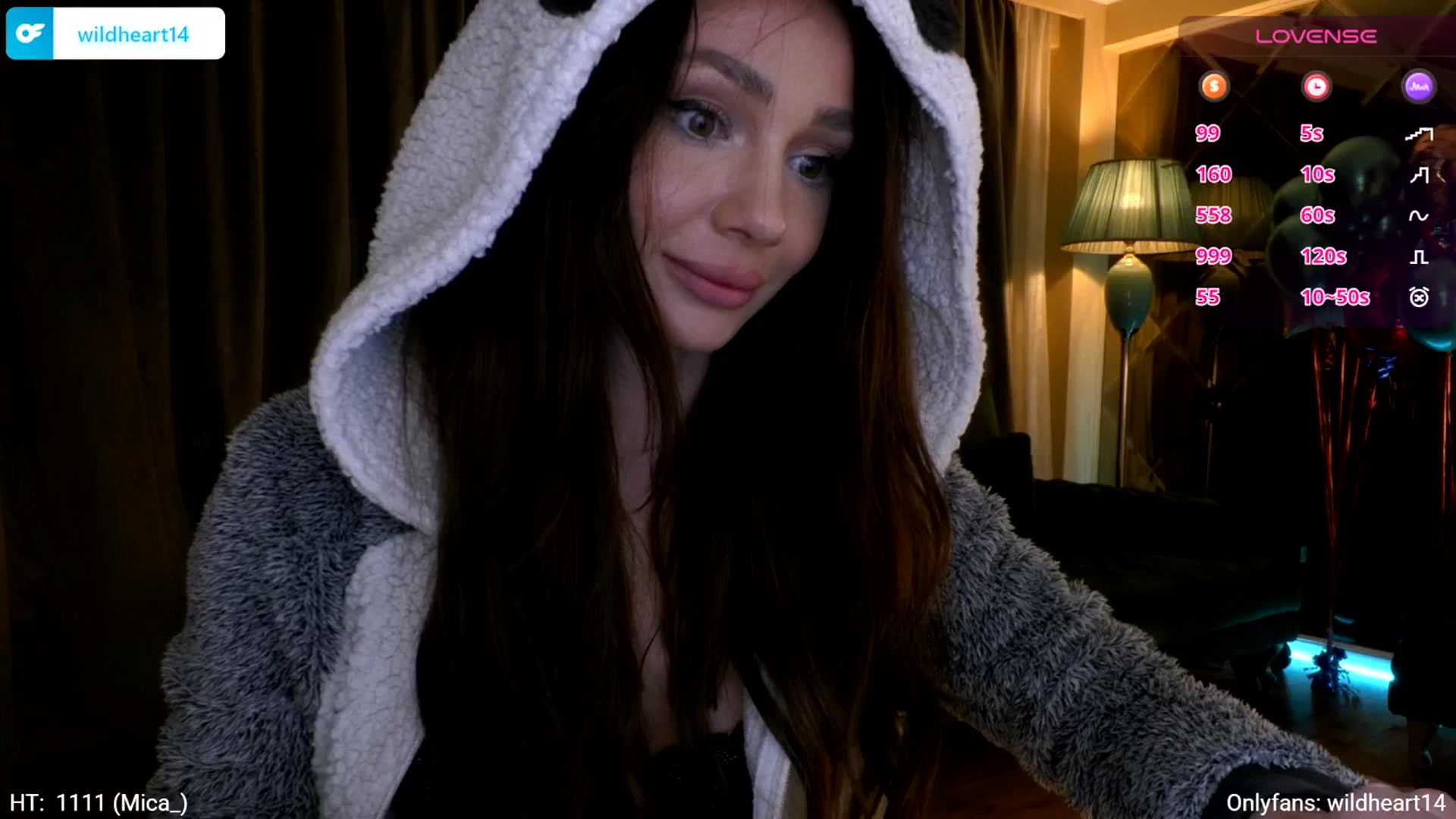 Gallery image thumbnail from Yveline's myfreecams stream on, 04/27/2026, 21:48 image 11 of 20