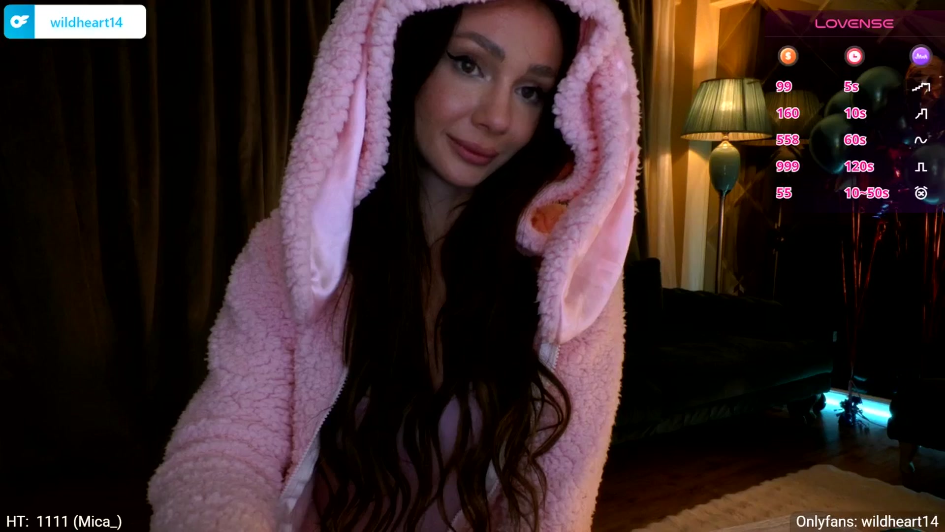 Gallery image thumbnail from Yveline's myfreecams stream on, 04/27/2026, 21:48 image 16 of 20
