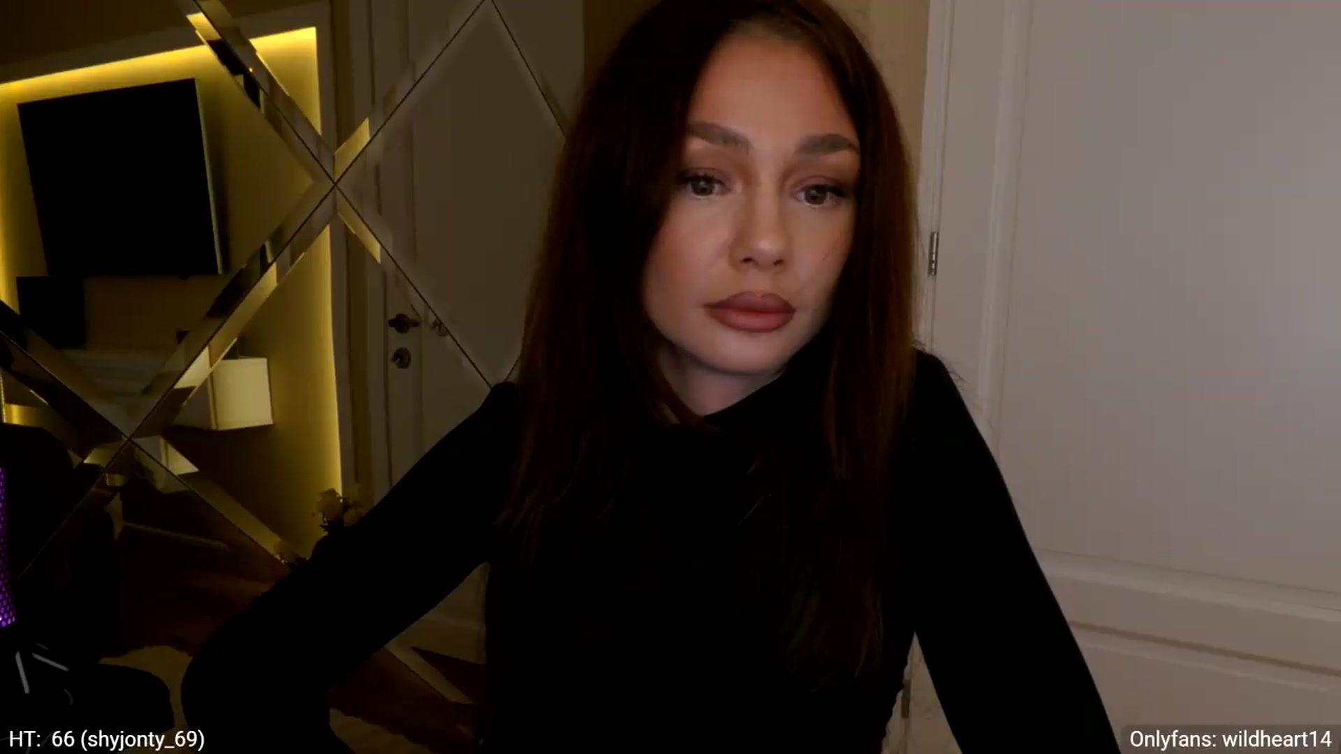 Gallery image thumbnail from Yveline's myfreecams stream on, 05/11/2026, 21:55 image 4 of 20