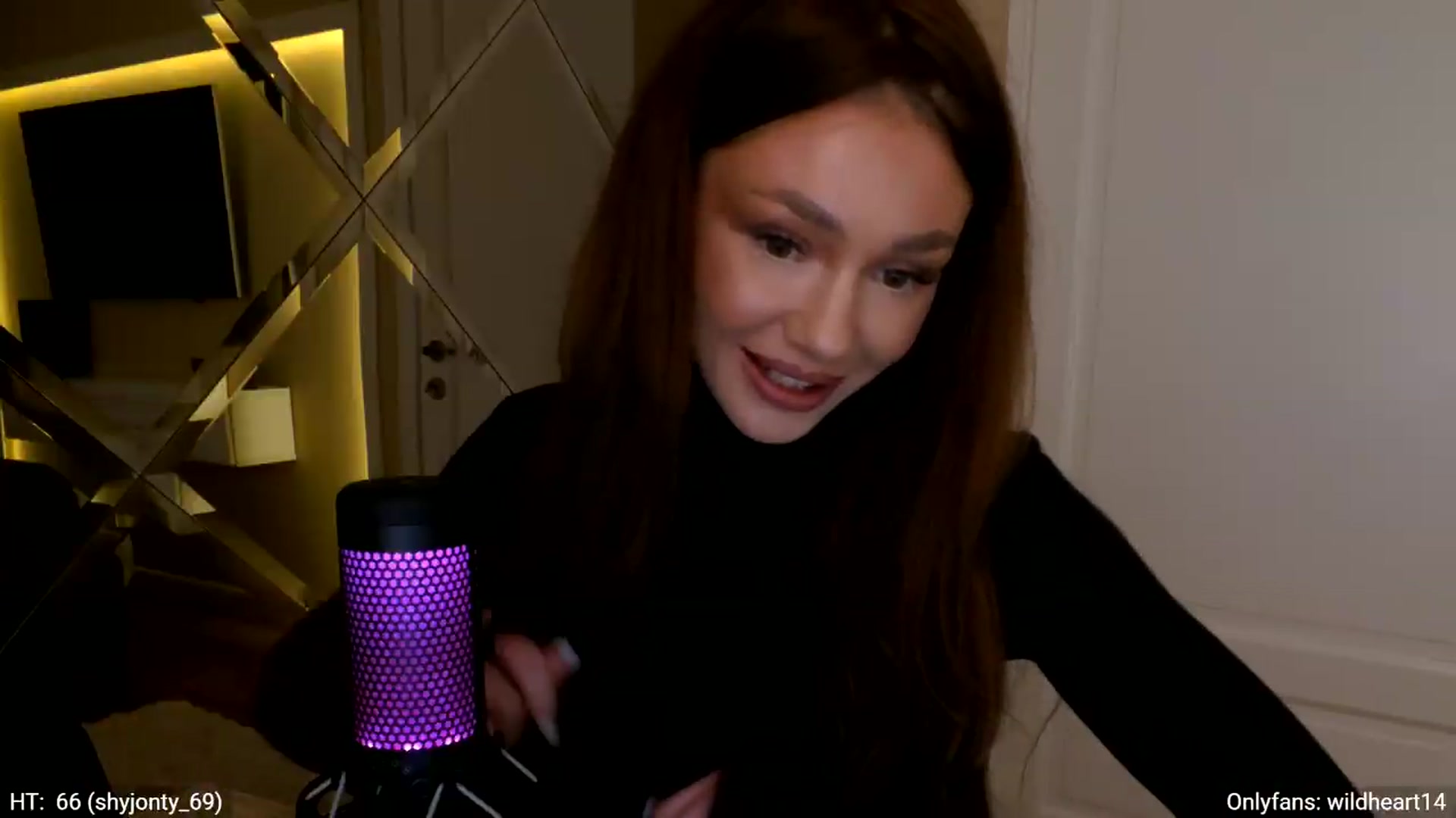 Gallery image thumbnail from Yveline's myfreecams stream on, 05/11/2026, 21:55 image 7 of 20