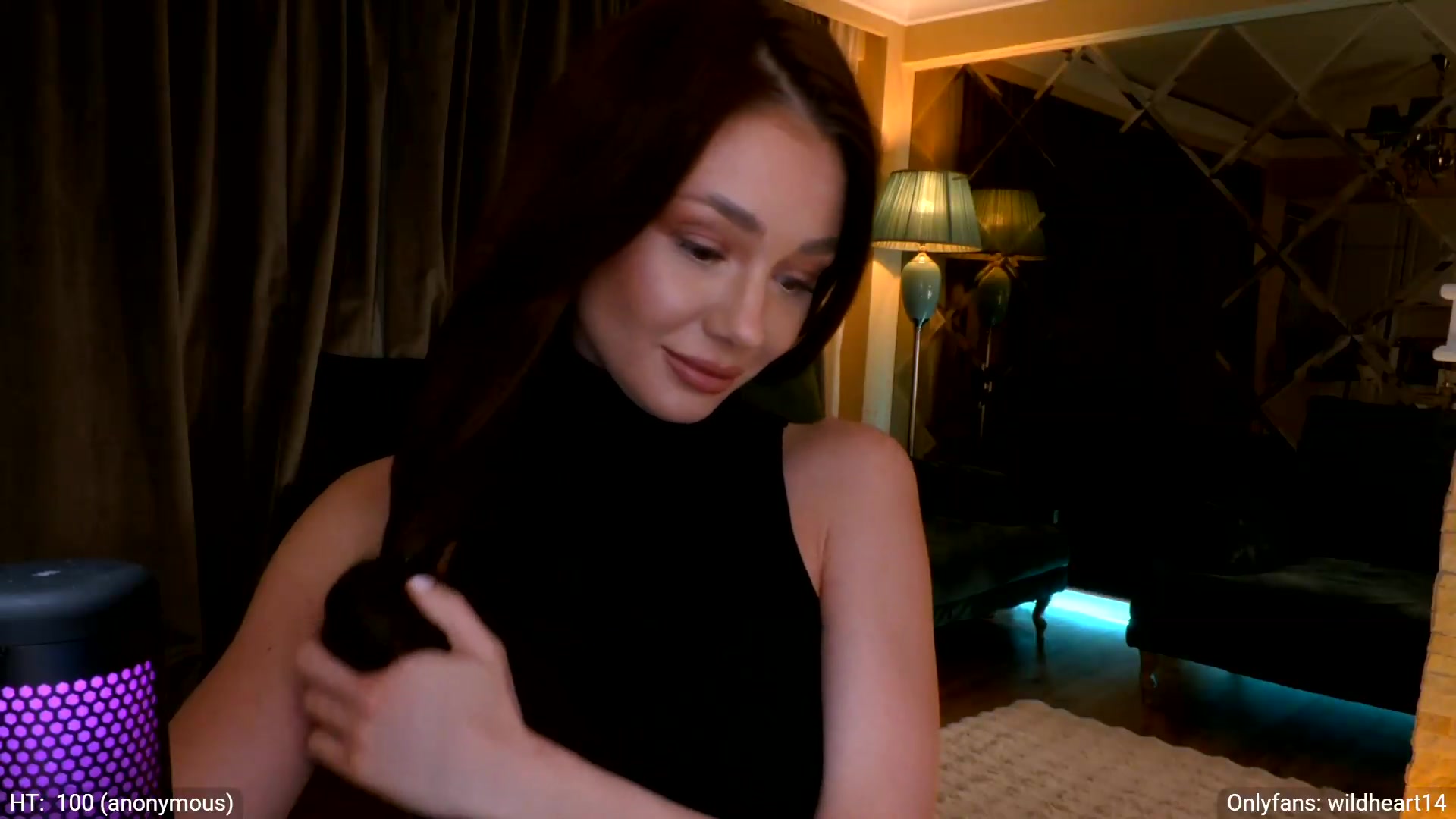 Gallery image thumbnail from Yveline's myfreecams stream on, 05/14/2026, 22:01 image 8 of 20