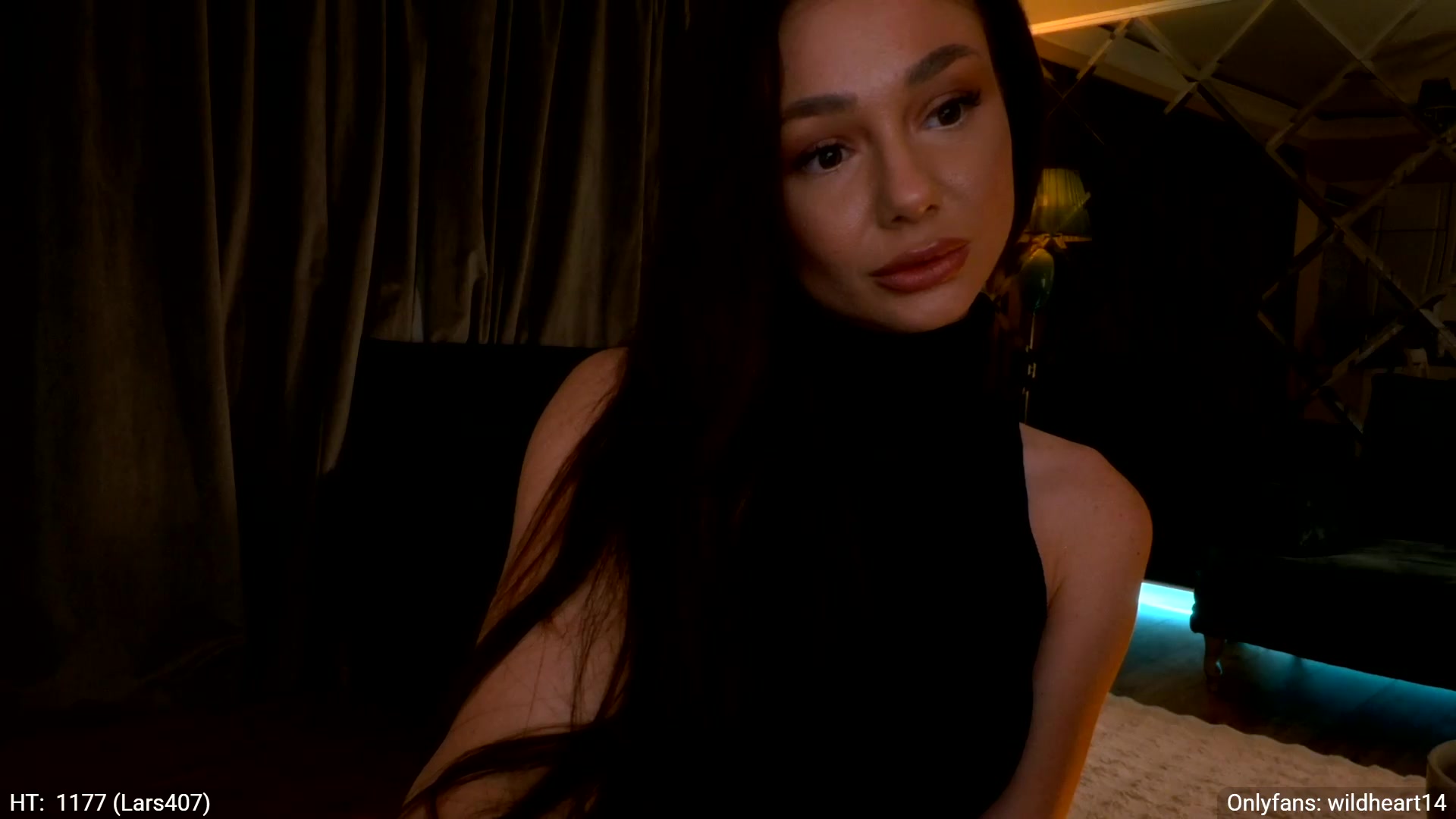 Gallery image thumbnail from Yveline's myfreecams stream on, 05/14/2026, 22:01 image 18 of 20