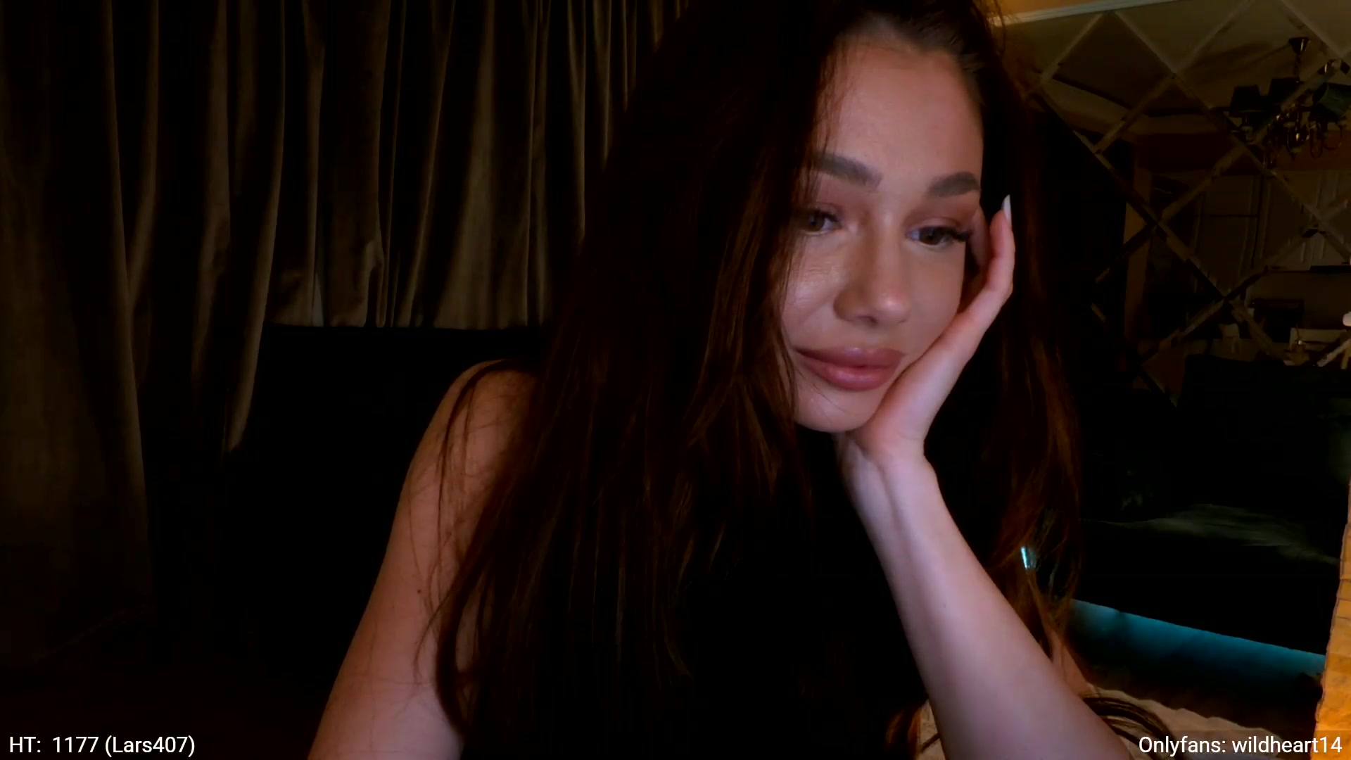 Gallery image thumbnail from Yveline's myfreecams stream on, 05/14/2026, 22:01 image 17 of 20