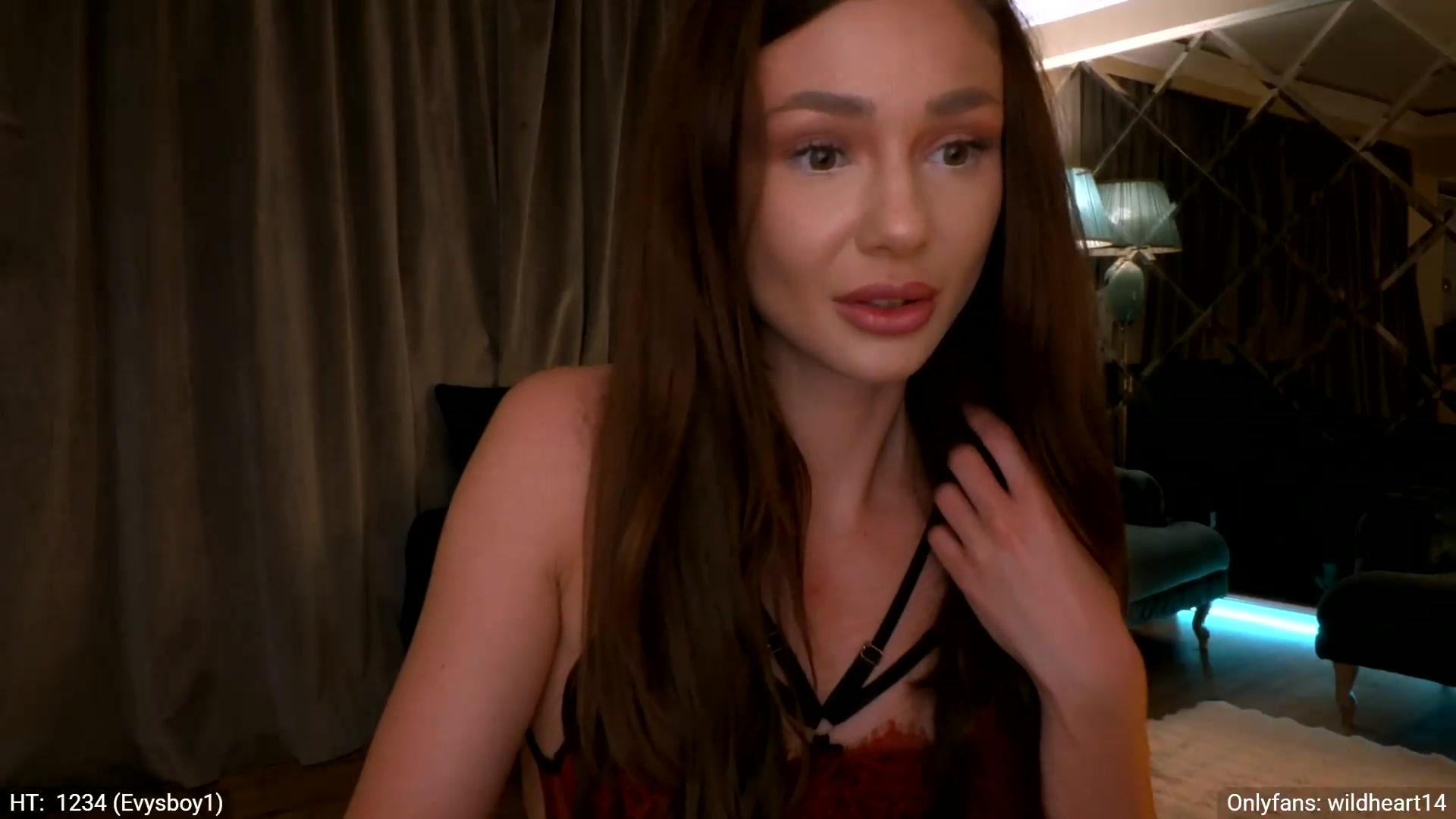 Gallery image thumbnail from Yveline's myfreecams stream on, 05/21/2026, 24:09 image 16 of 20