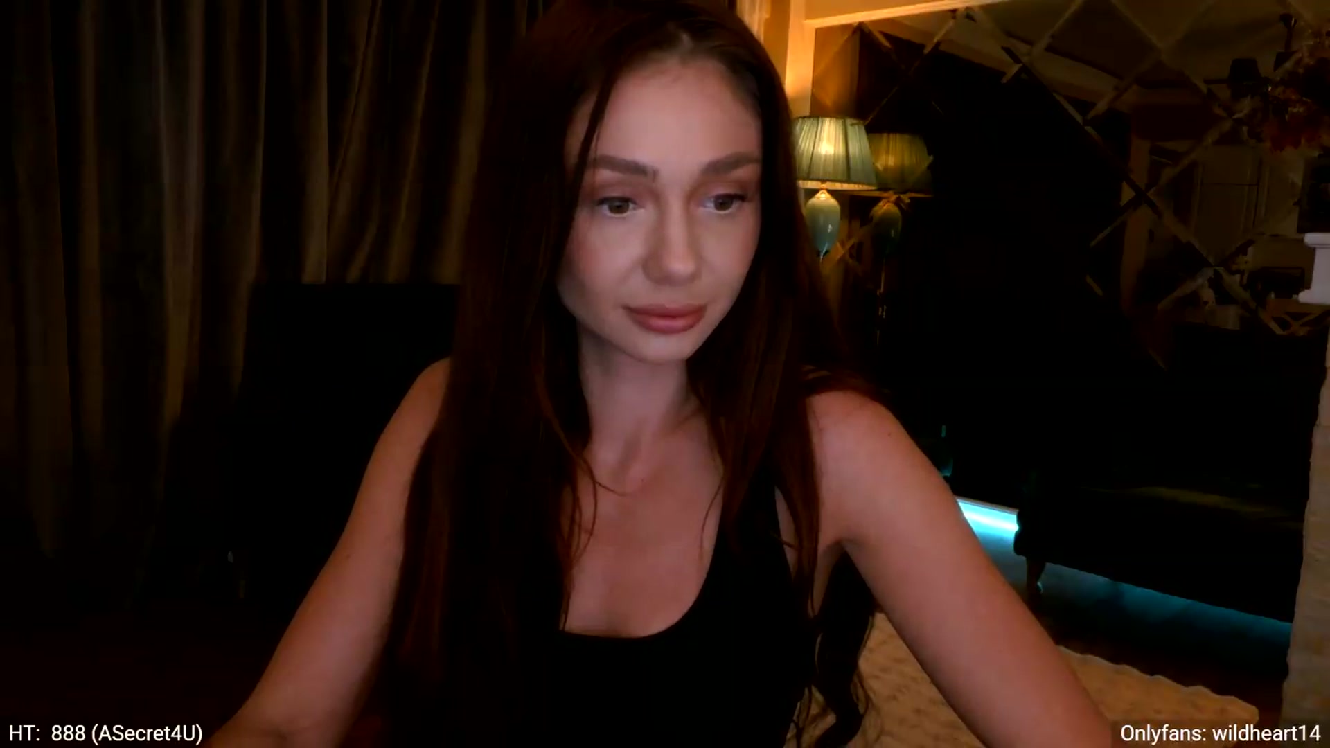 Gallery image thumbnail from Yveline's myfreecams stream on, 05/21/2026, 21:21 image 9 of 20
