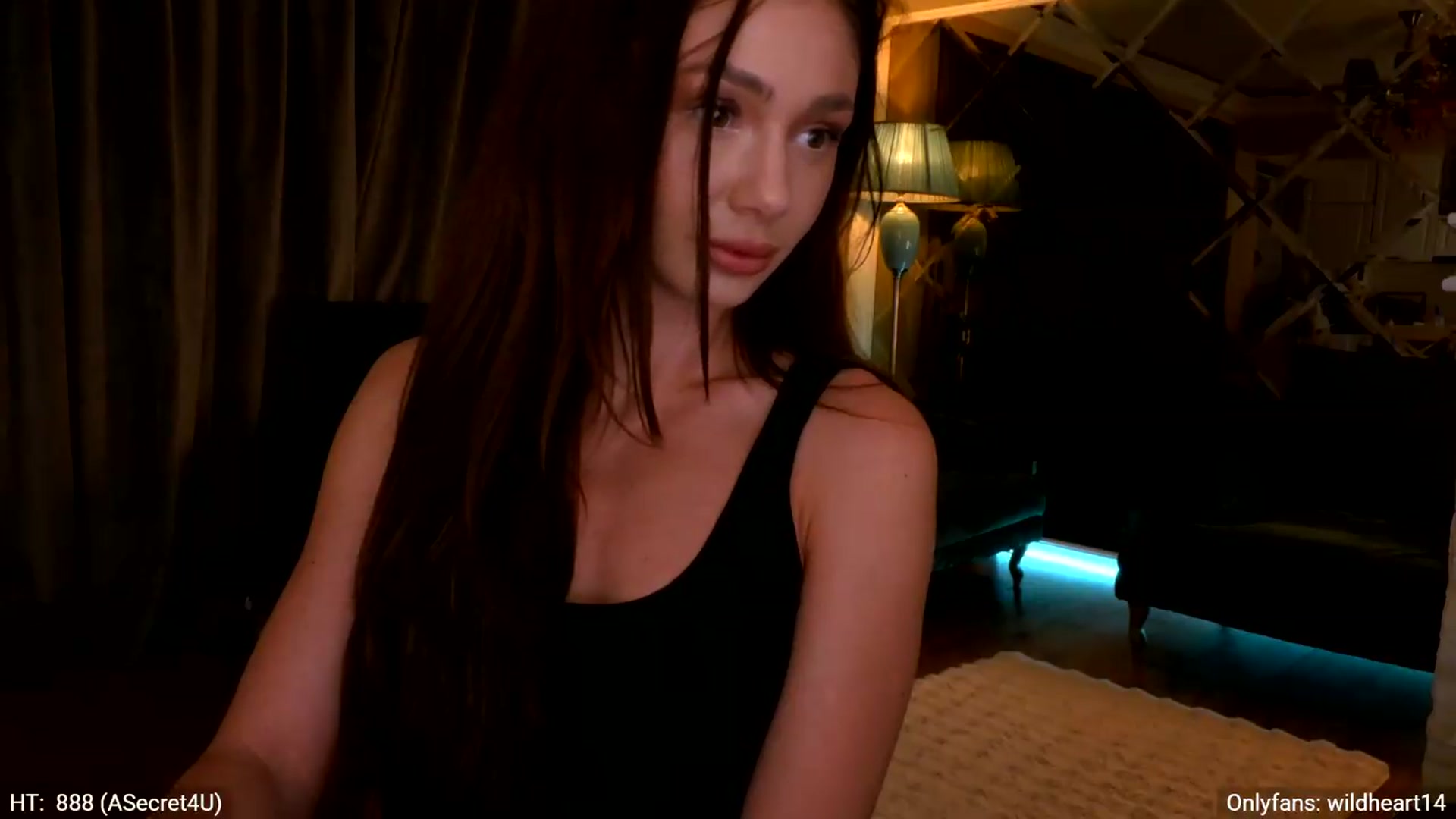 Gallery image thumbnail from Yveline's myfreecams stream on, 05/21/2026, 21:21 image 5 of 20