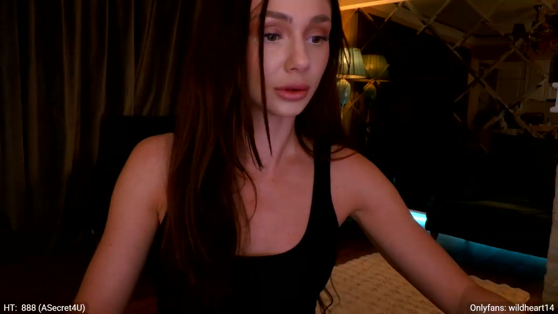 Gallery image thumbnail from Yveline's myfreecams stream on, 05/21/2026, 21:21 image 4 of 20