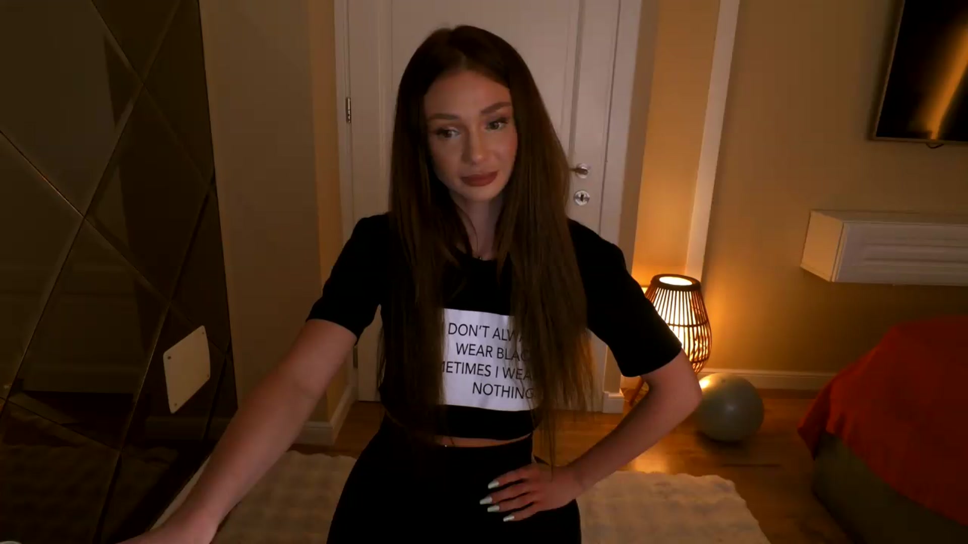 Gallery image thumbnail from Yveline's myfreecams stream on, 06/03/2026, 21:06 image 19 of 20