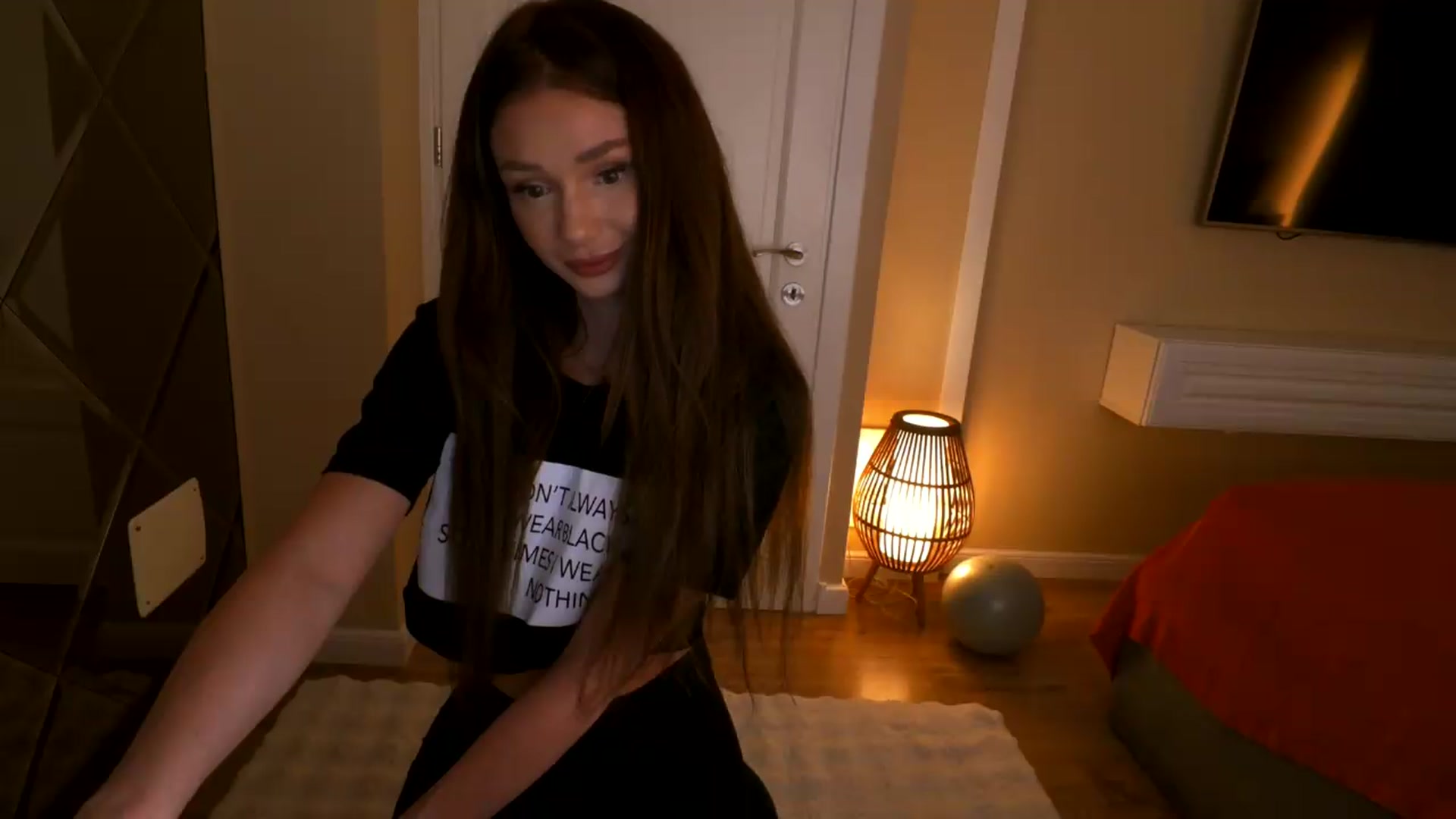 Gallery image thumbnail from Yveline's myfreecams stream on, 06/03/2026, 21:06 image 14 of 20