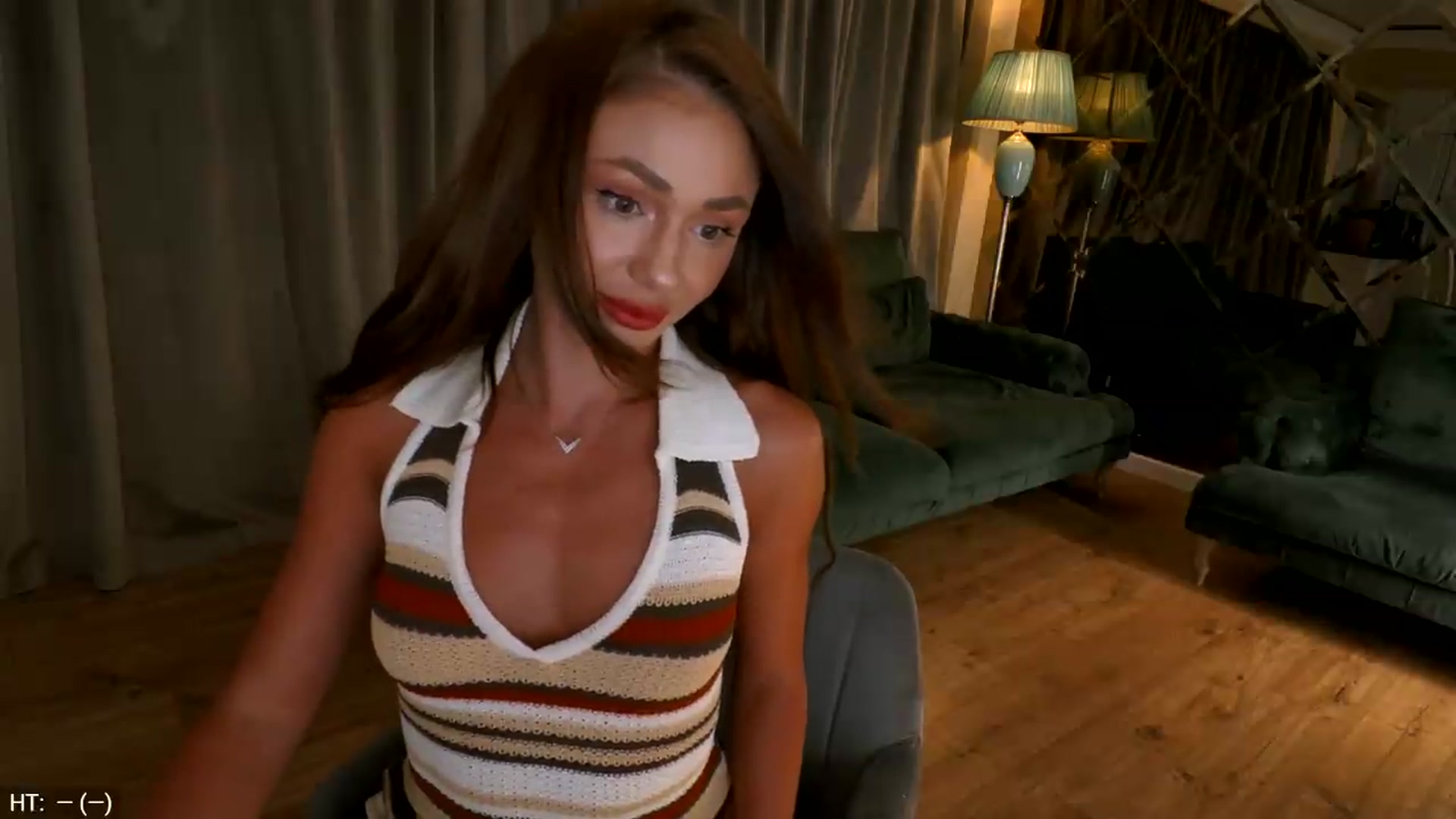 Gallery image thumbnail from Yveline's myfreecams stream on, 08/10/2026, 18:49 image 2 of 20