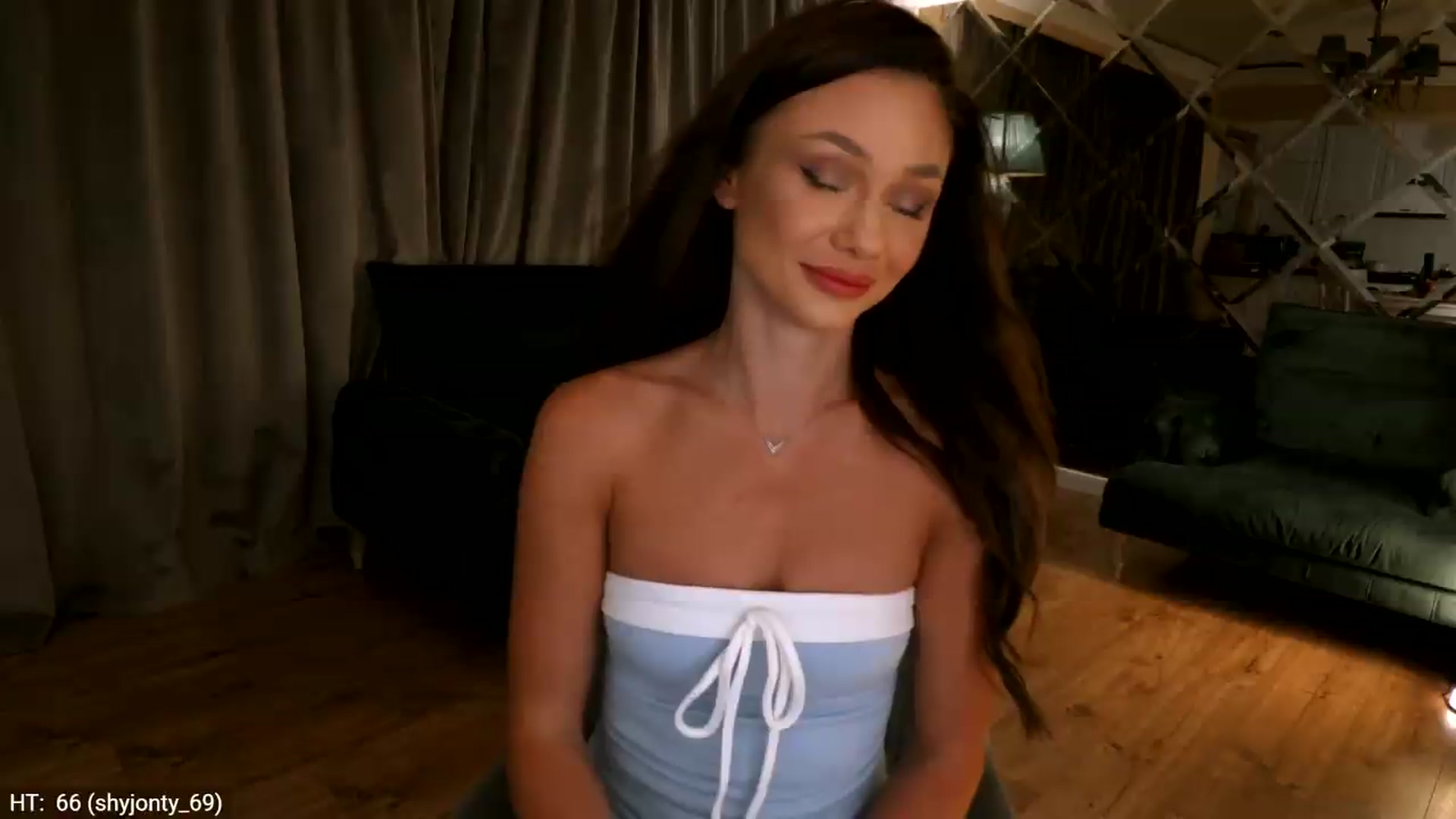 Gallery image thumbnail from Yveline's myfreecams stream on, 08/17/2026, 23:47 image 4 of 20