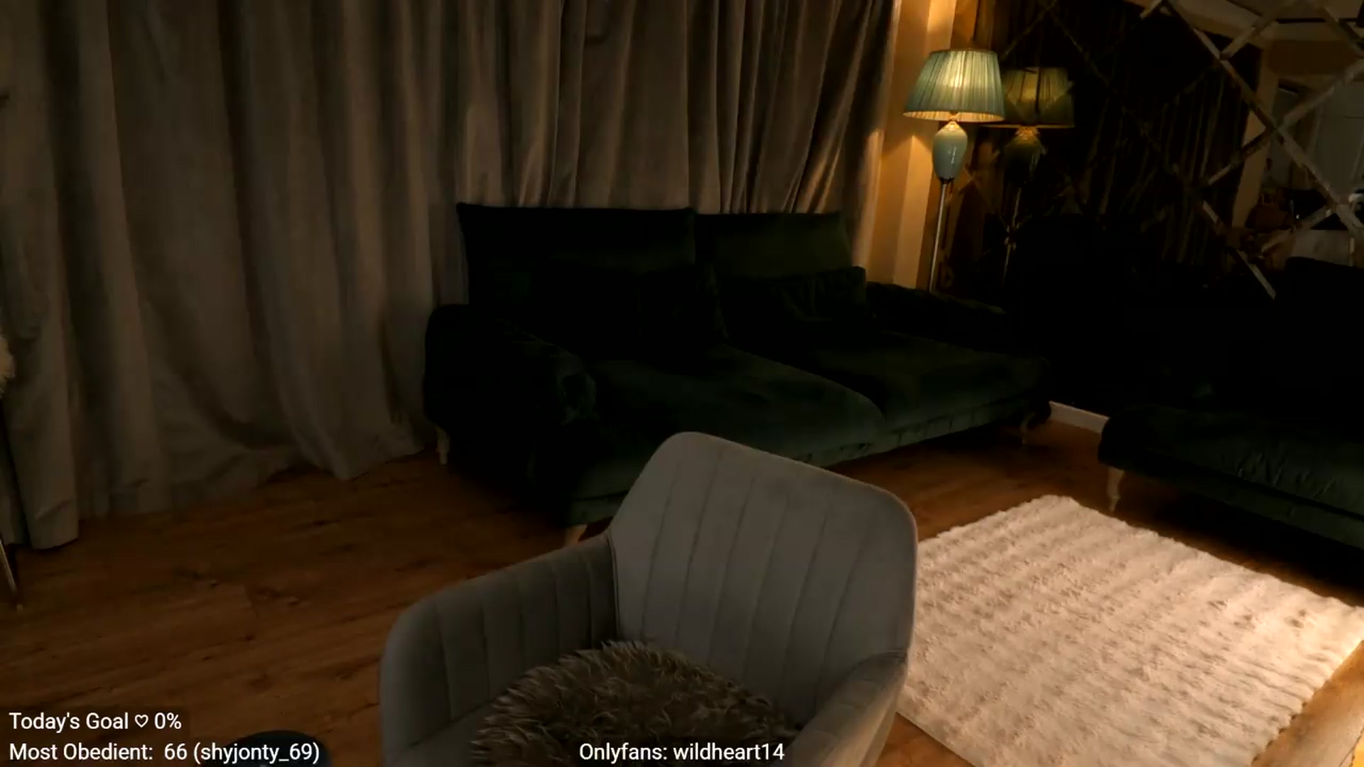 Gallery image thumbnail from Yveline's myfreecams stream on, 08/26/2026, 20:09 image 15 of 20
