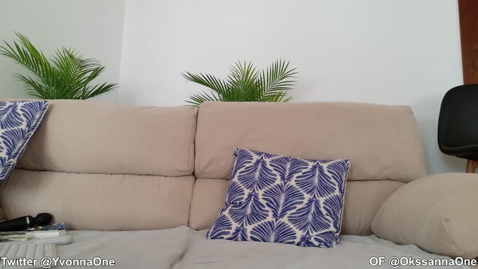 Gallery image thumbnail from YvonnaOne's myfreecams stream on, 08/10/2024, 17:30 image 9 of 20