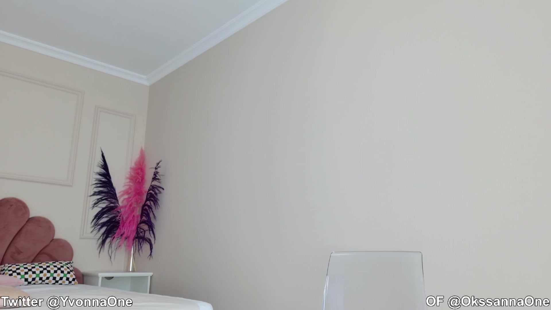 Gallery image thumbnail from YvonnaOne's myfreecams stream on, 08/20/2024, 09:31 image 11 of 20