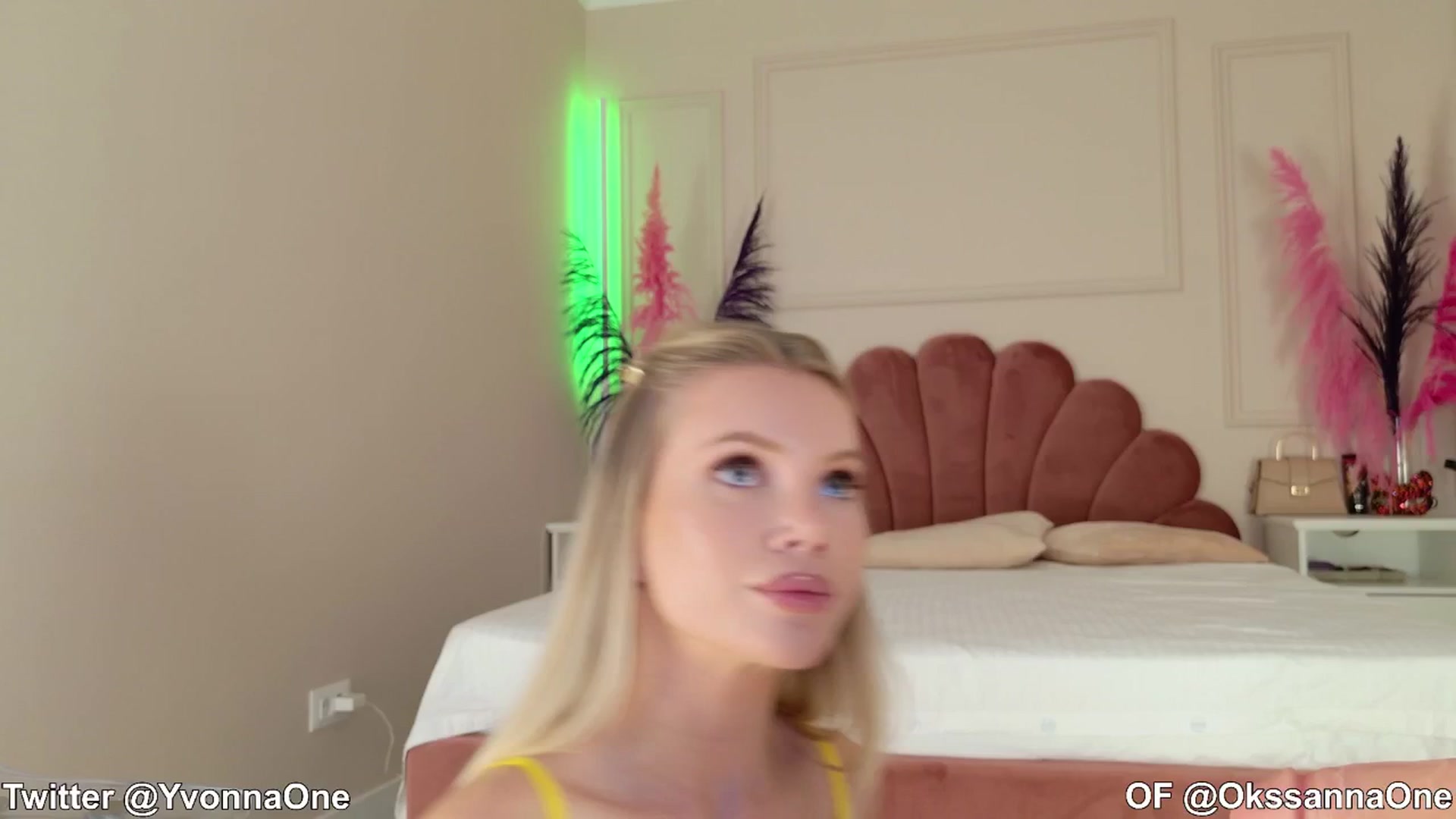 Gallery image thumbnail from YvonnaOne's myfreecams stream on, 11/04/2024, 17:01 image 8 of 20