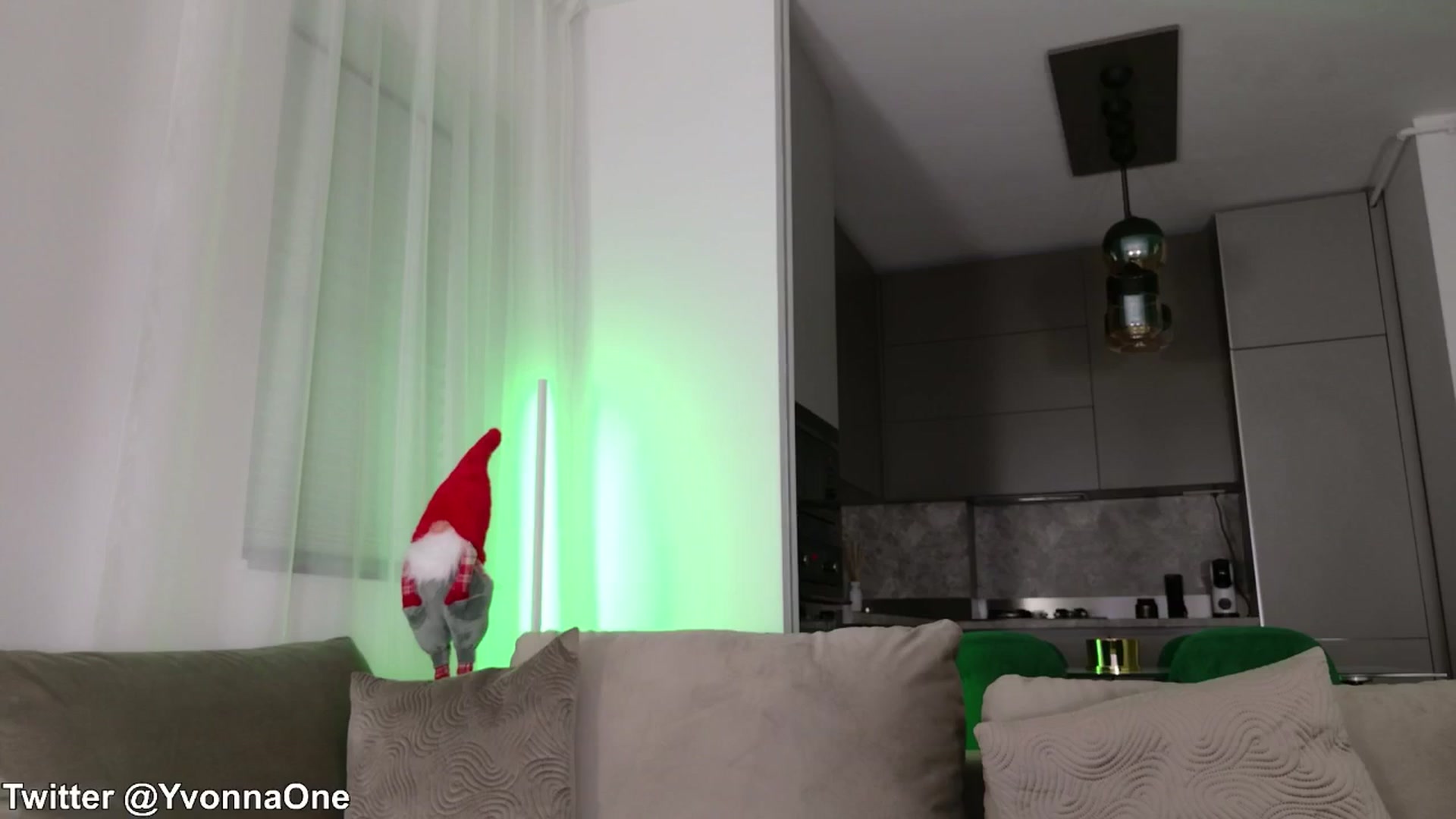 Gallery image thumbnail from YvonnaOne's myfreecams stream on, 12/06/2024, 19:27 image 8 of 20