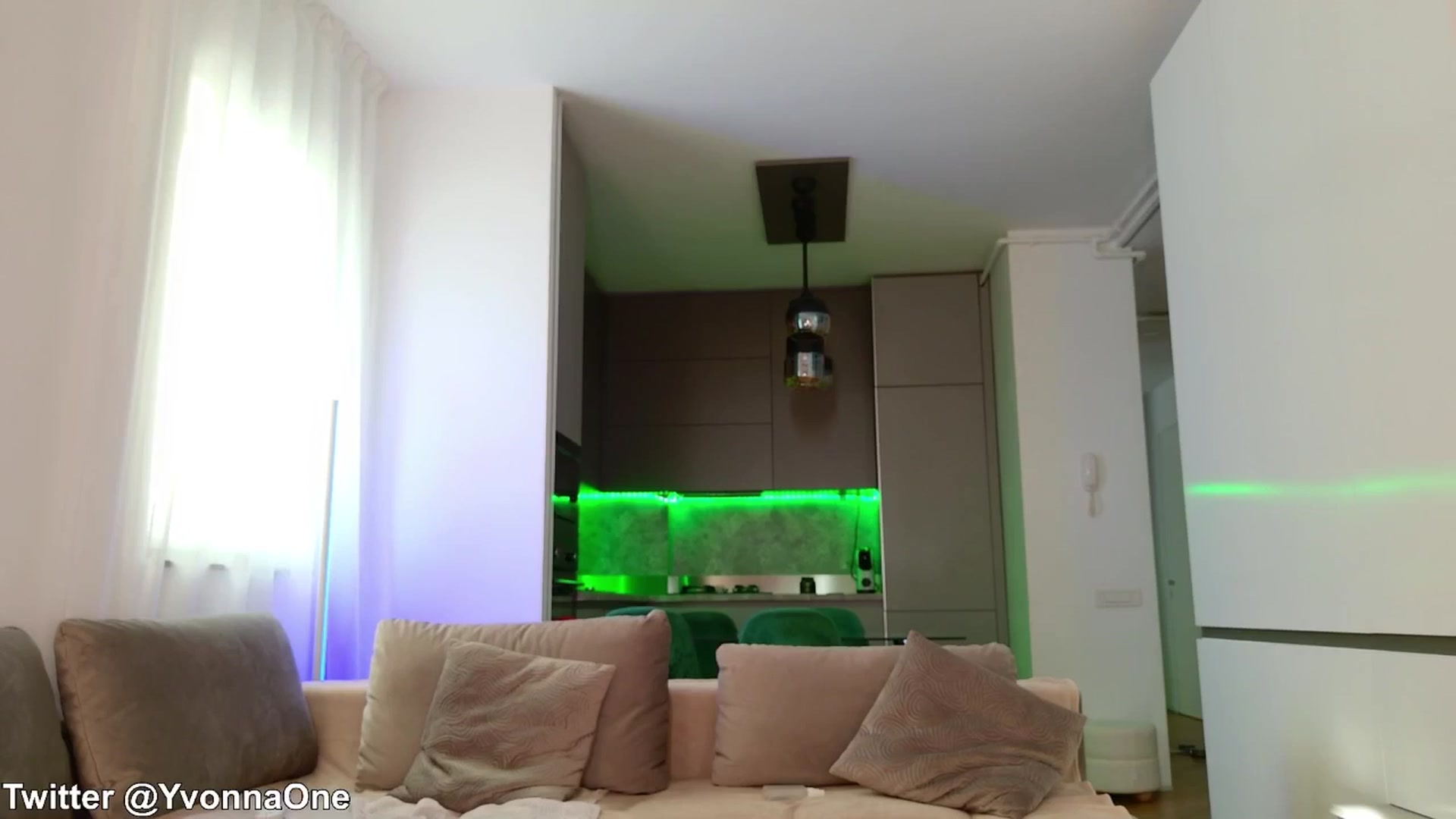 Gallery image thumbnail from YvonnaOne's myfreecams stream on, 01/09/2025, 12:43 image 12 of 20
