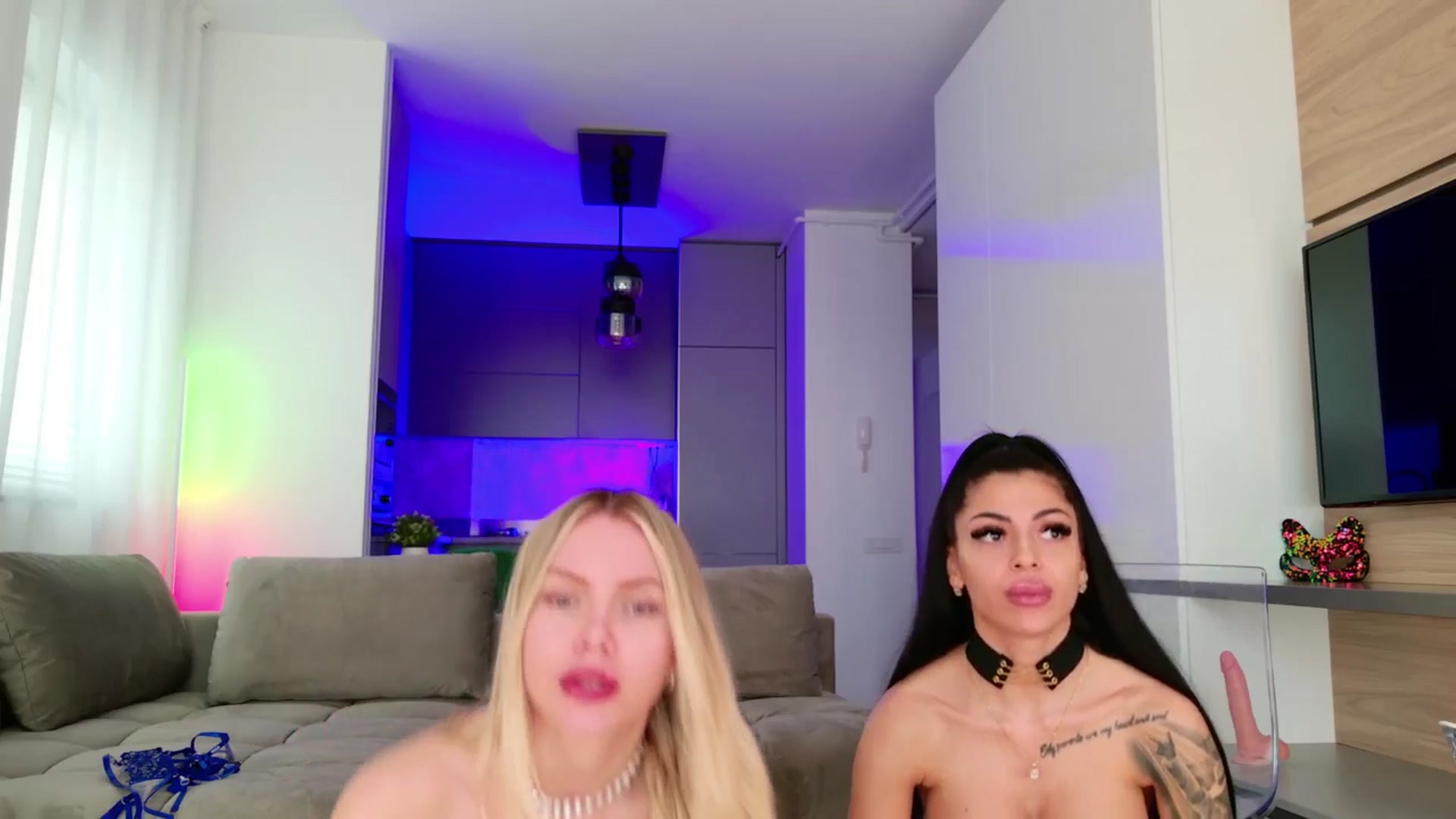 Gallery image thumbnail from YvonnaOne's myfreecams stream on, 05/09/2025, 11:39 image 19 of 20