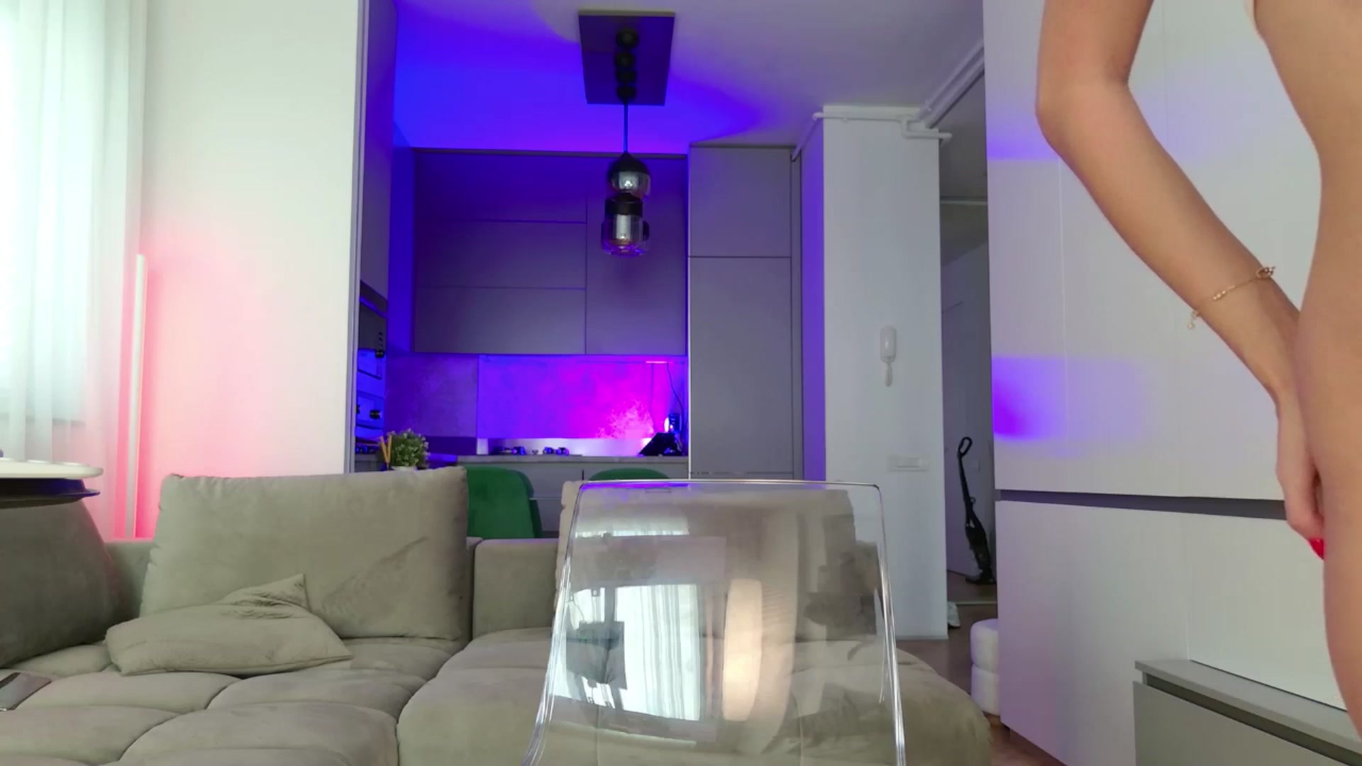 Gallery image thumbnail from YvonnaOne's myfreecams stream on, 07/09/2025, 08:46 image 5 of 20